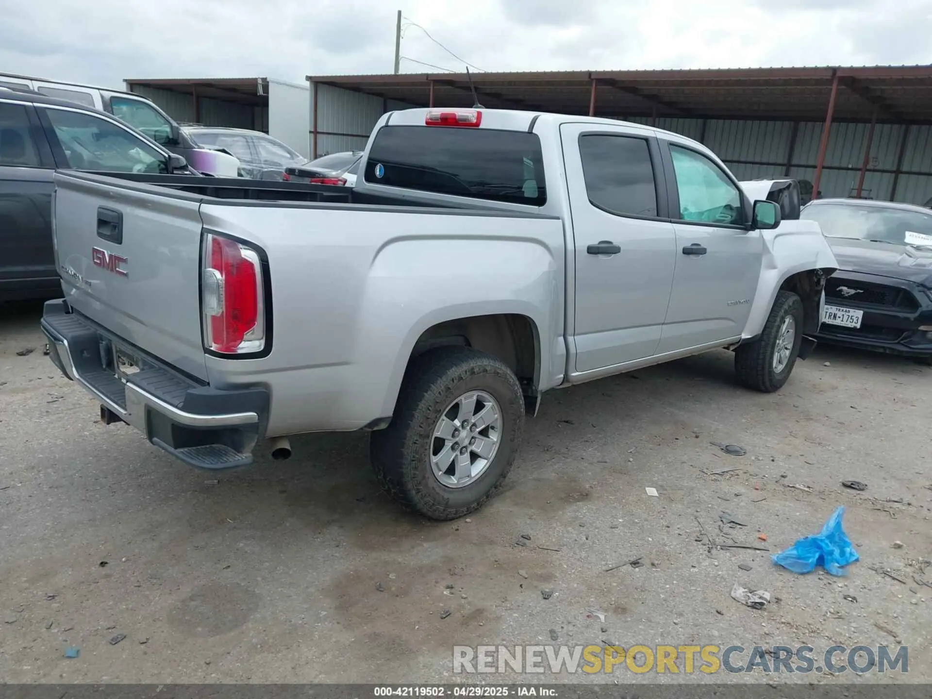 4 Фотография поврежденного автомобиля 1GTG5BEN7K1285308 GMC CANYON 2019