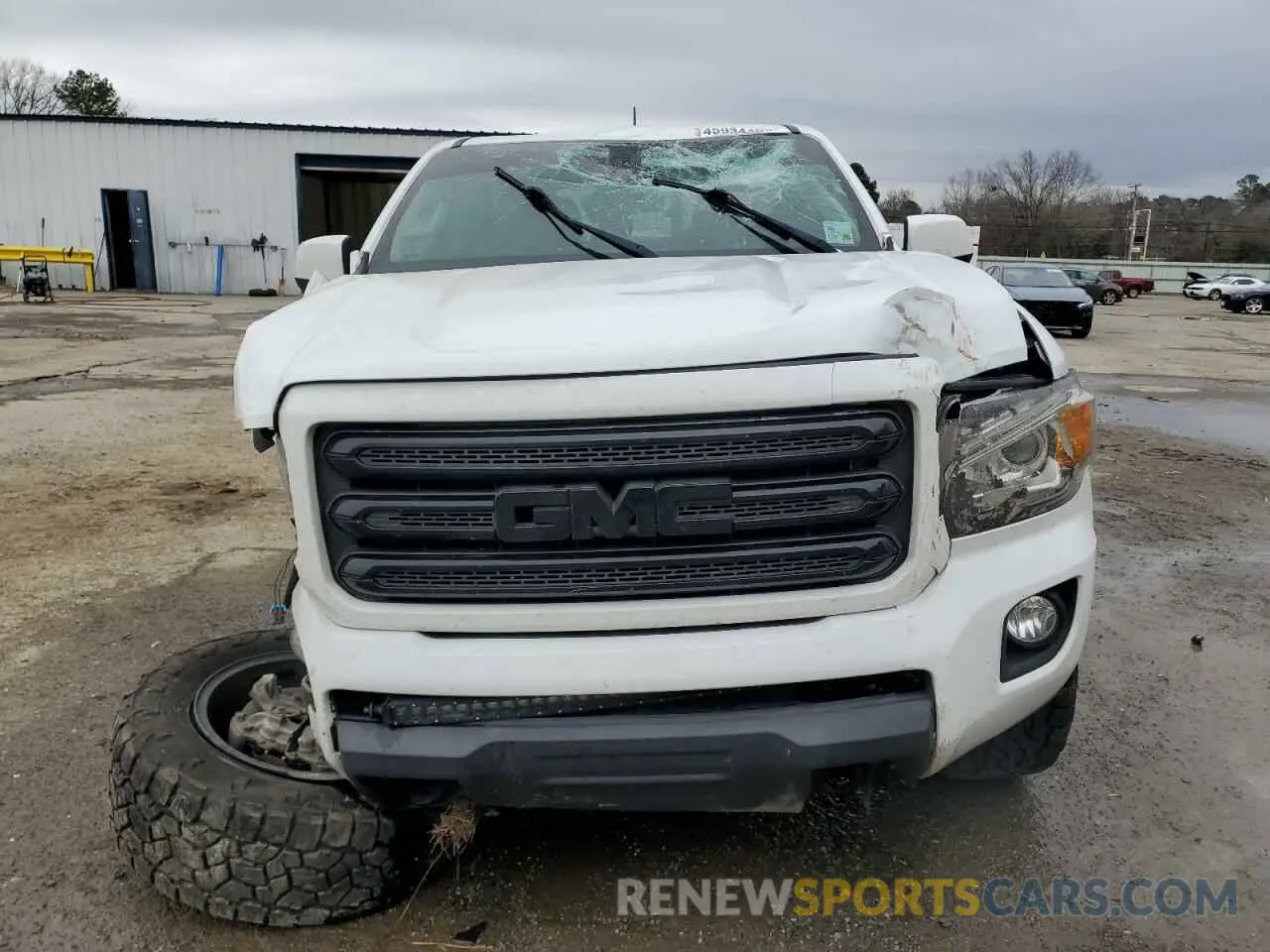 5 Photograph of a damaged car 1GTG6CEN0K1348235 GMC CANYON 2019
