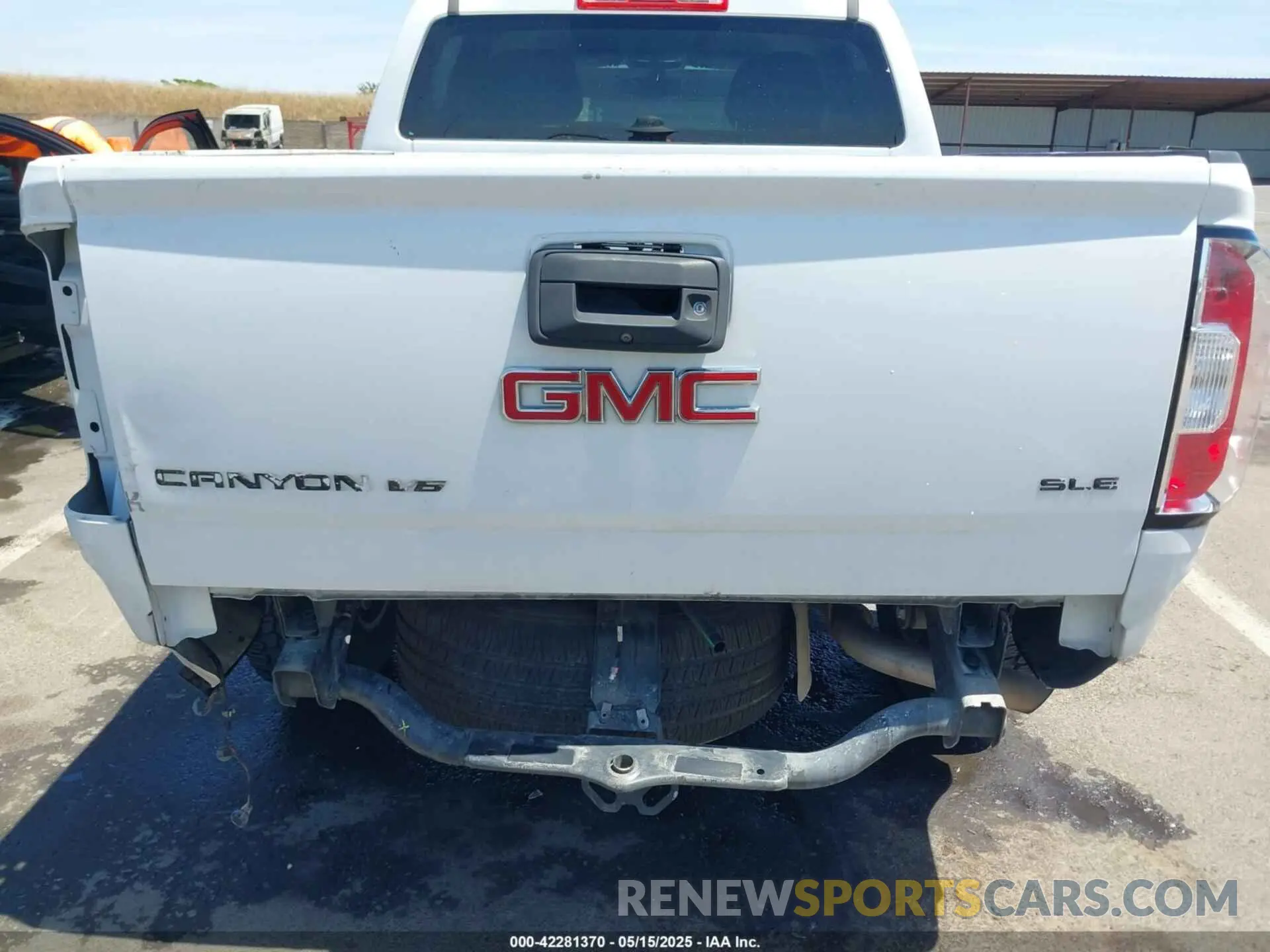 6 Photograph of a damaged car 1GTG6CEN9K1301897 GMC CANYON 2019