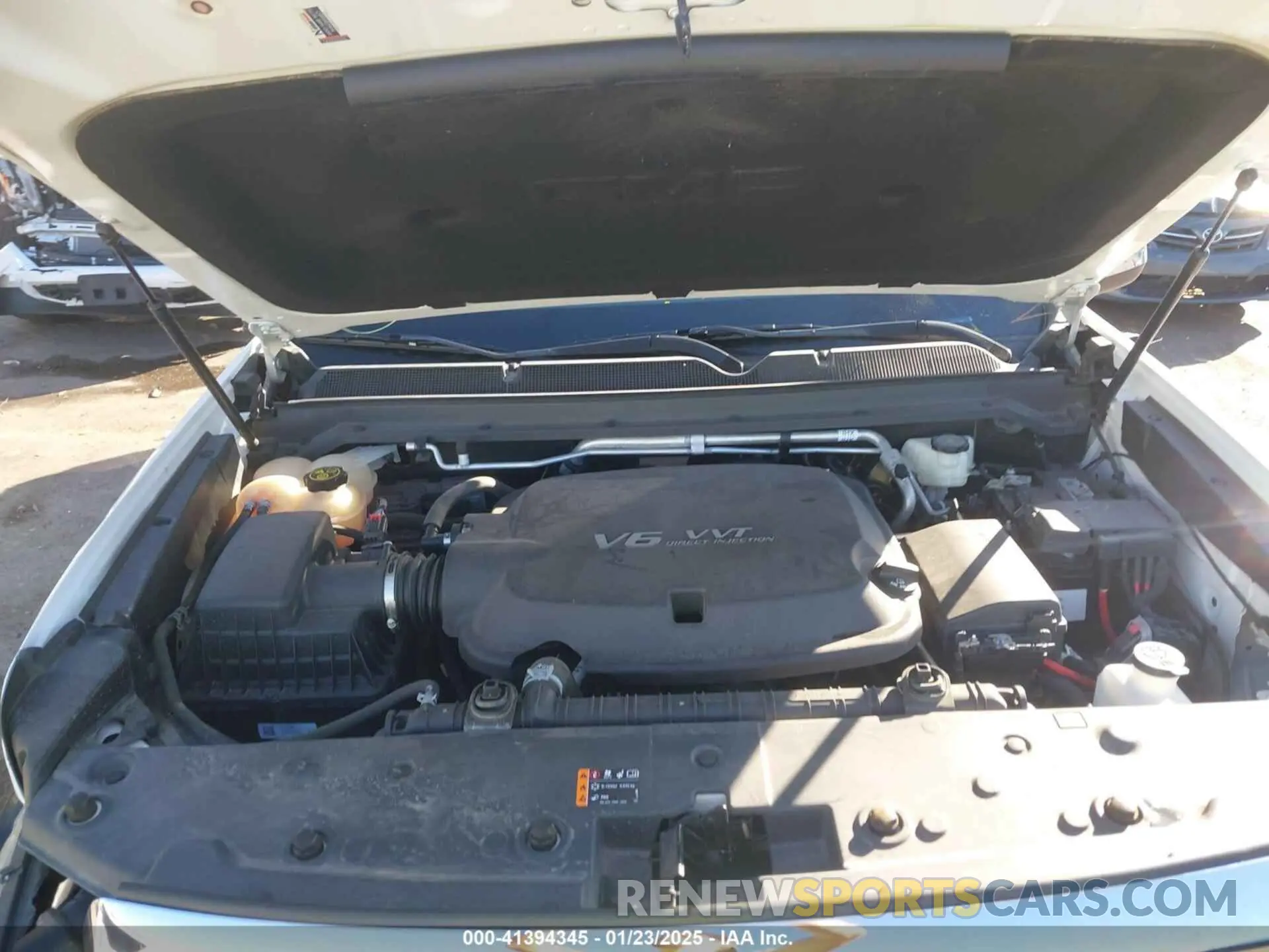 10 Photograph of a damaged car 1GTG6DEN8K1109070 GMC CANYON 2019