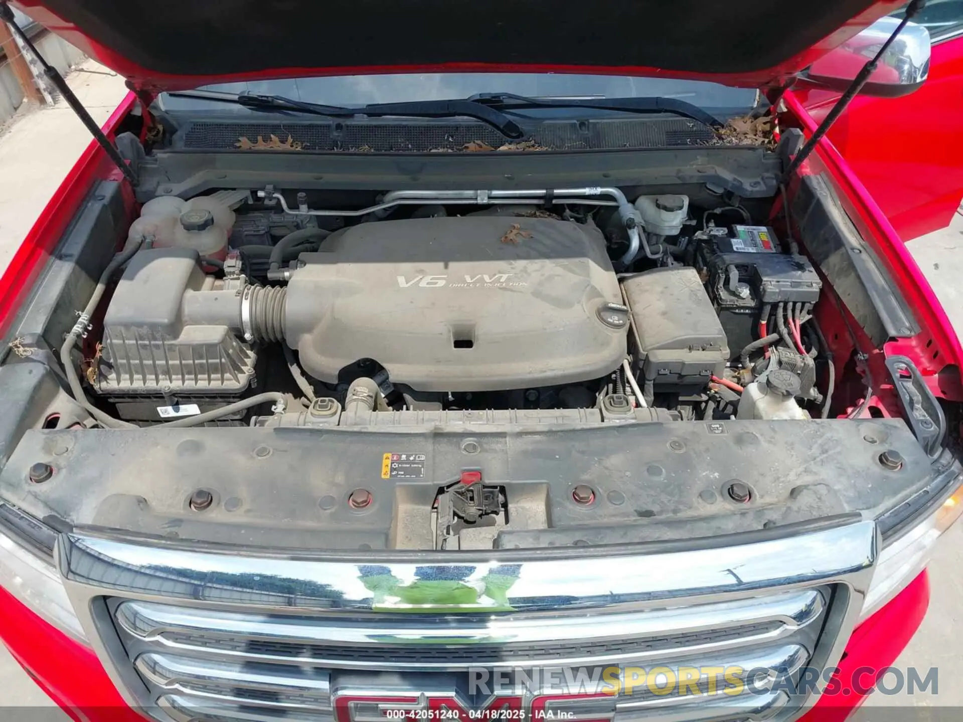10 Photograph of a damaged car 1GTG6DEN9K1209534 GMC CANYON 2019