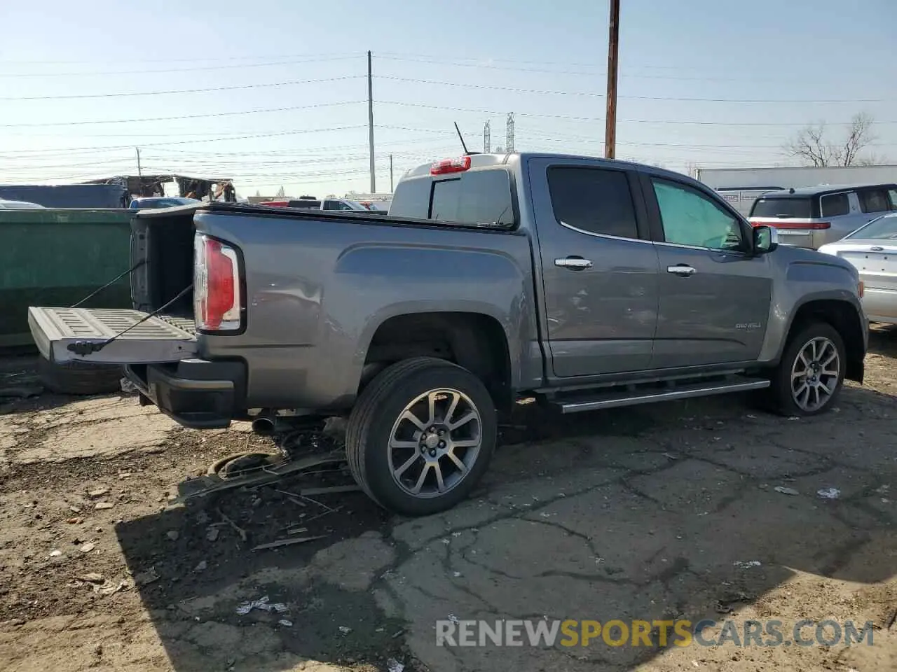 3 Photograph of a damaged car 1GTG6EEN1K1358882 GMC CANYON 2019