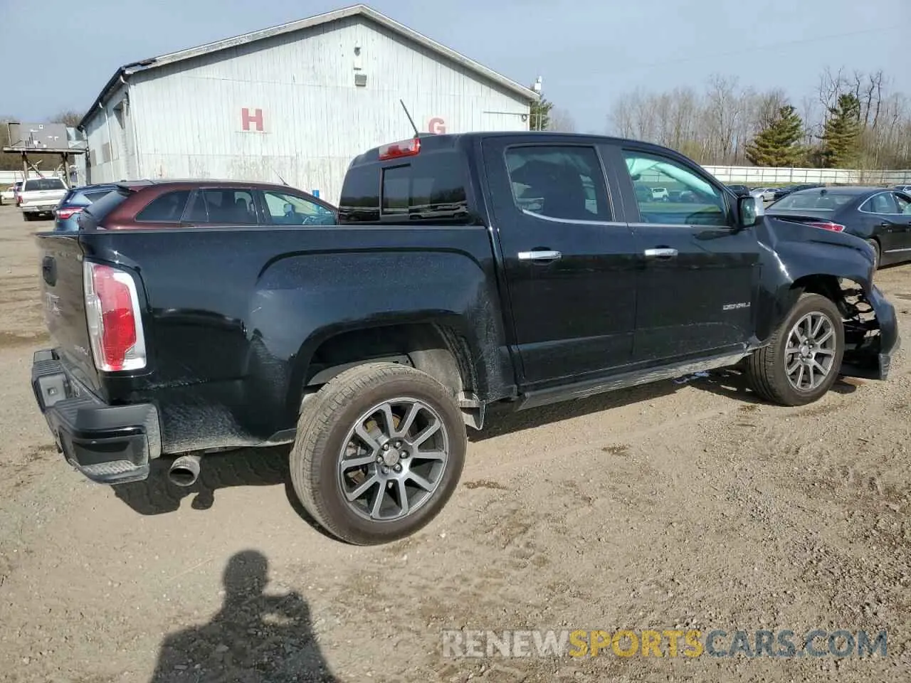 3 Фотография поврежденного автомобиля 1GTG6EEN4K1345592 GMC CANYON 2019