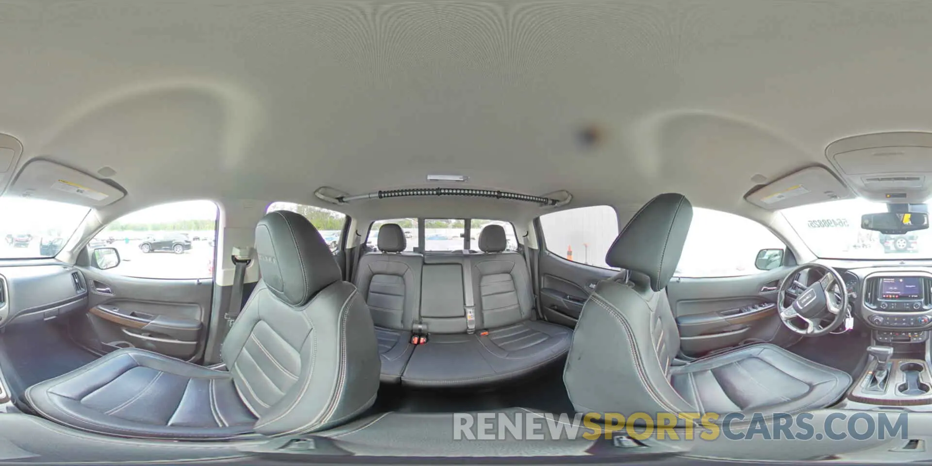 14 Photograph of a damaged car 1GTG6EEN6K1272872 GMC CANYON 2019