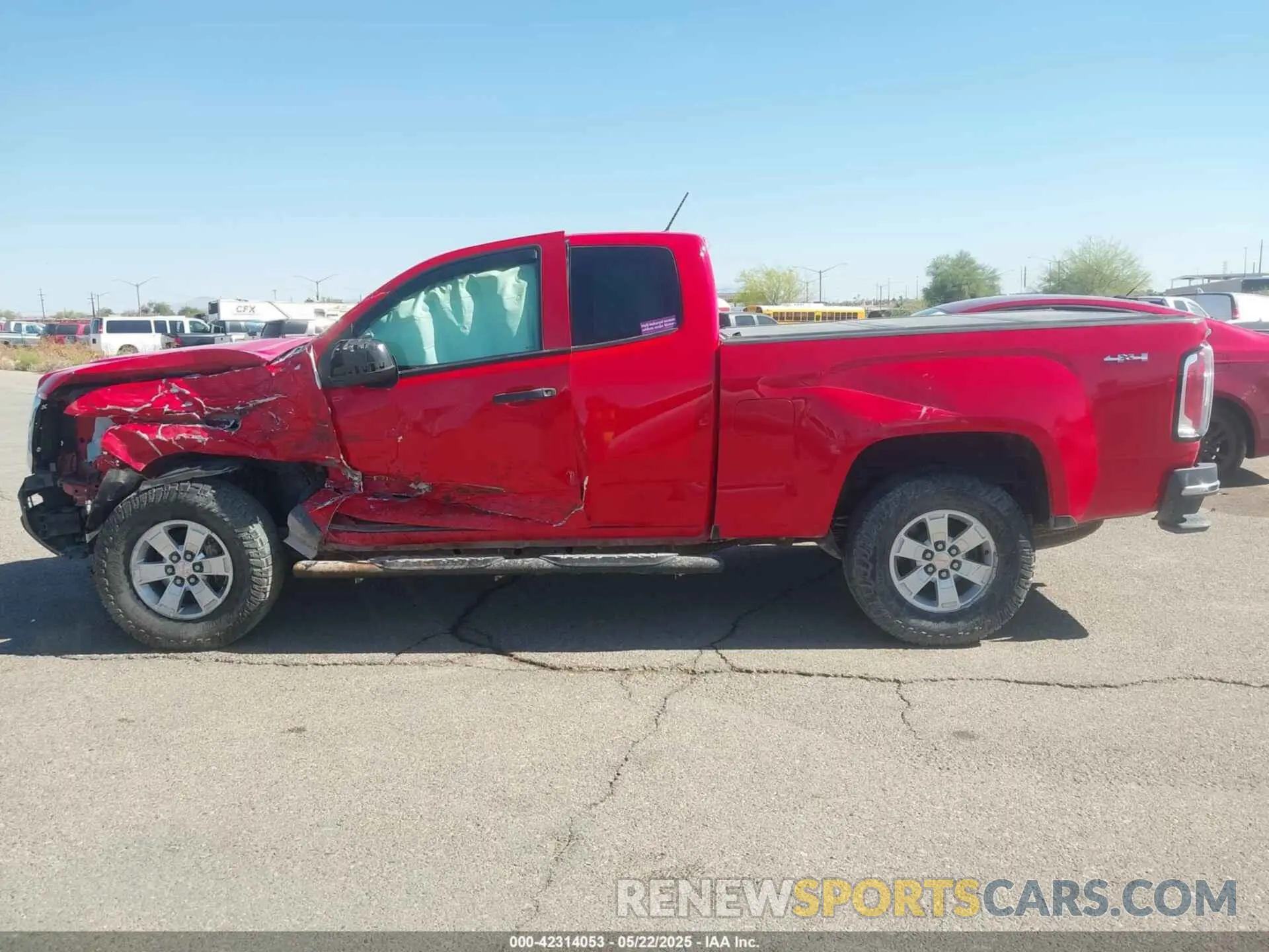 14 Photograph of a damaged car 1GTH6BEN7K1204583 GMC CANYON 2019