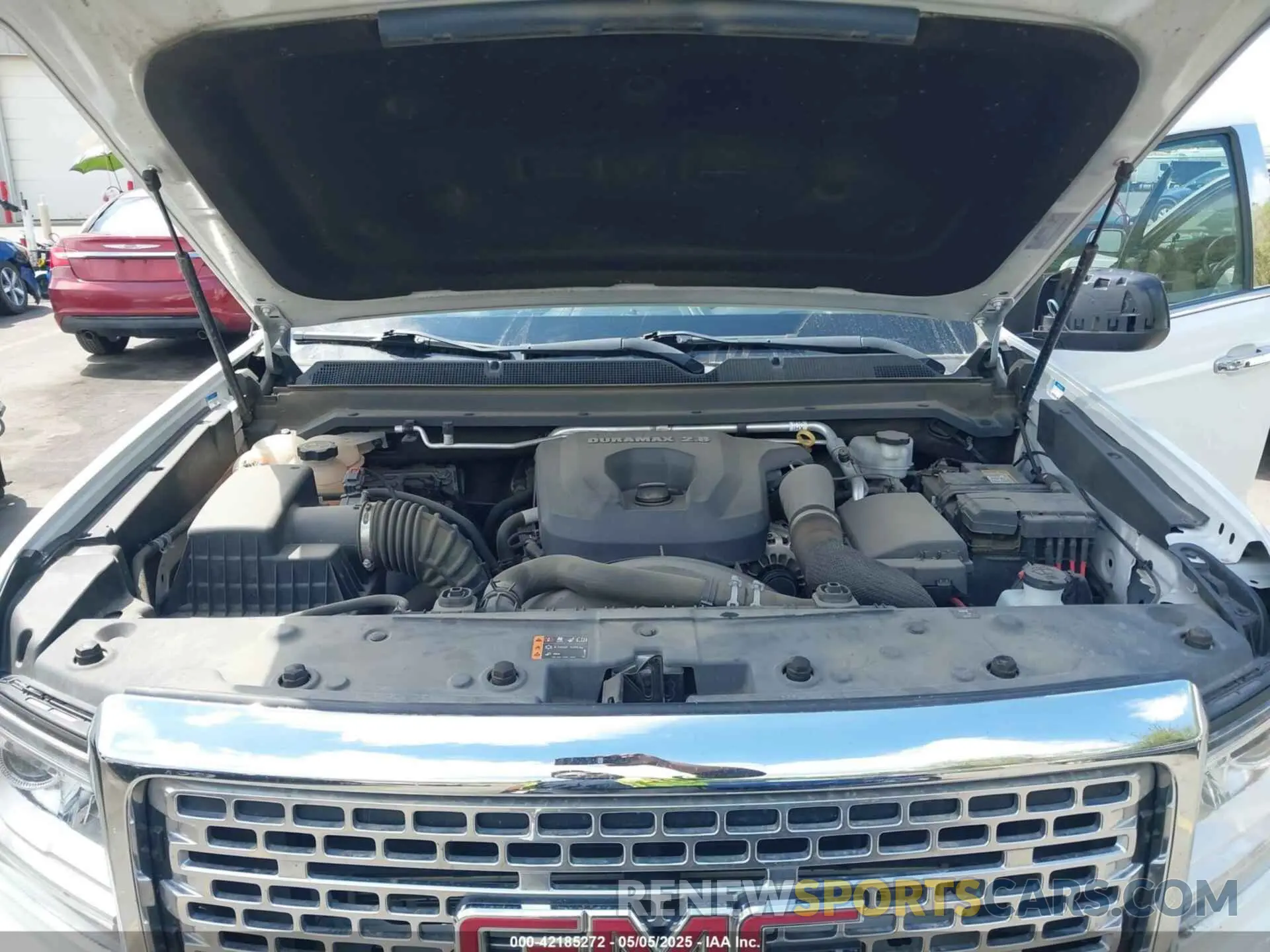 10 Photograph of a damaged car 1GTP6EE17K1197872 GMC CANYON 2019