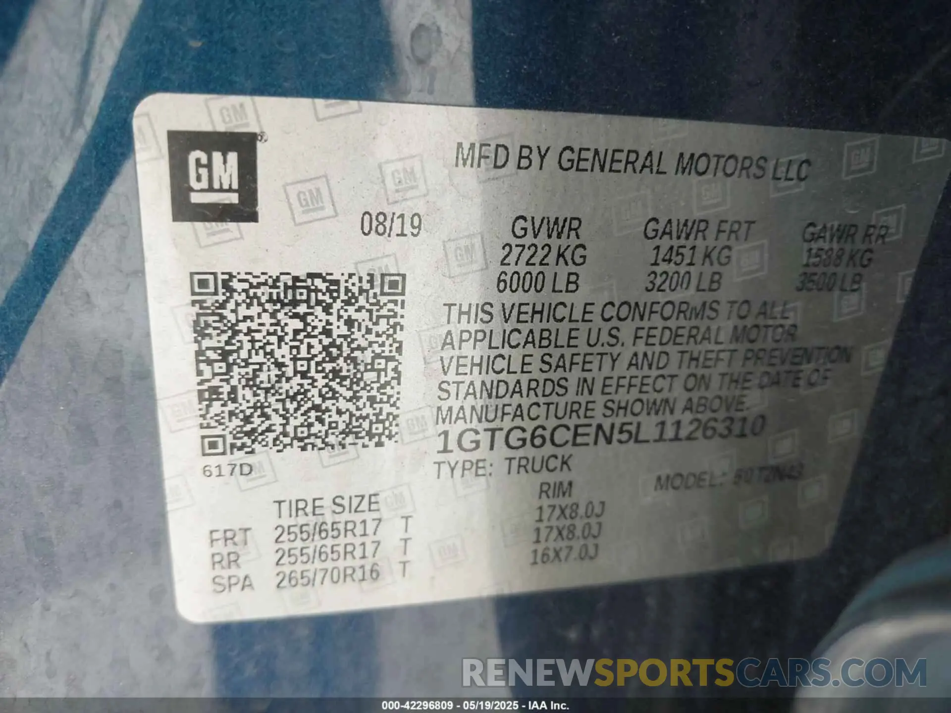 9 Photograph of a damaged car 1GTG6CEN5L1126310 GMC CANYON 2020