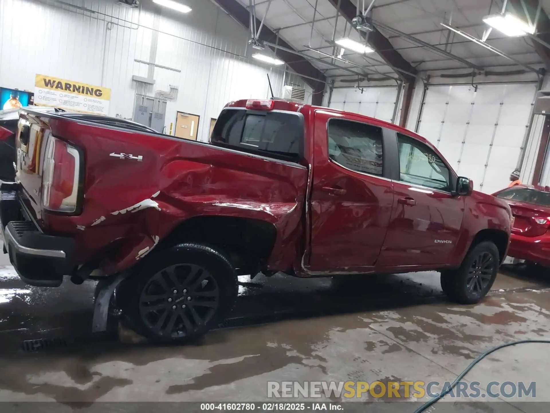 13 Фотография поврежденного автомобиля 1GTG6CENXL1163434 GMC CANYON 2020