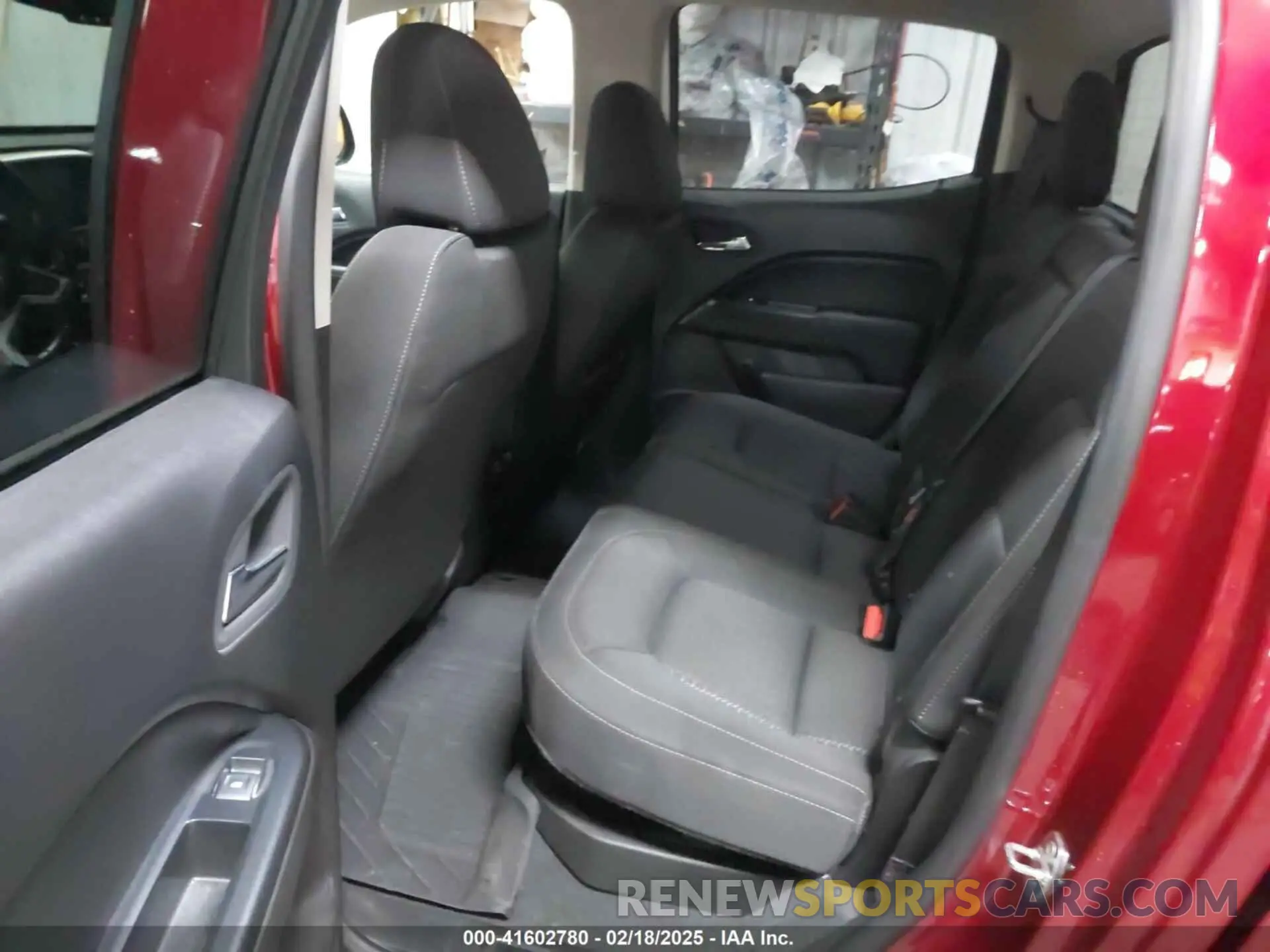 8 Фотография поврежденного автомобиля 1GTG6CENXL1163434 GMC CANYON 2020