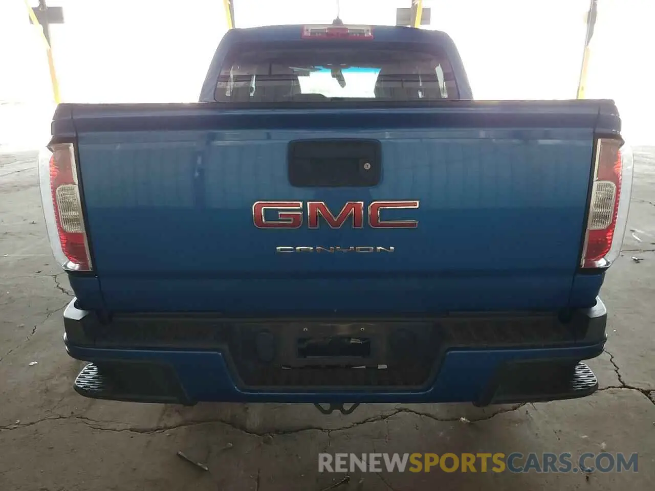 6 Фотография поврежденного автомобиля 1GTG5BEA0M1135427 GMC CANYON 2021