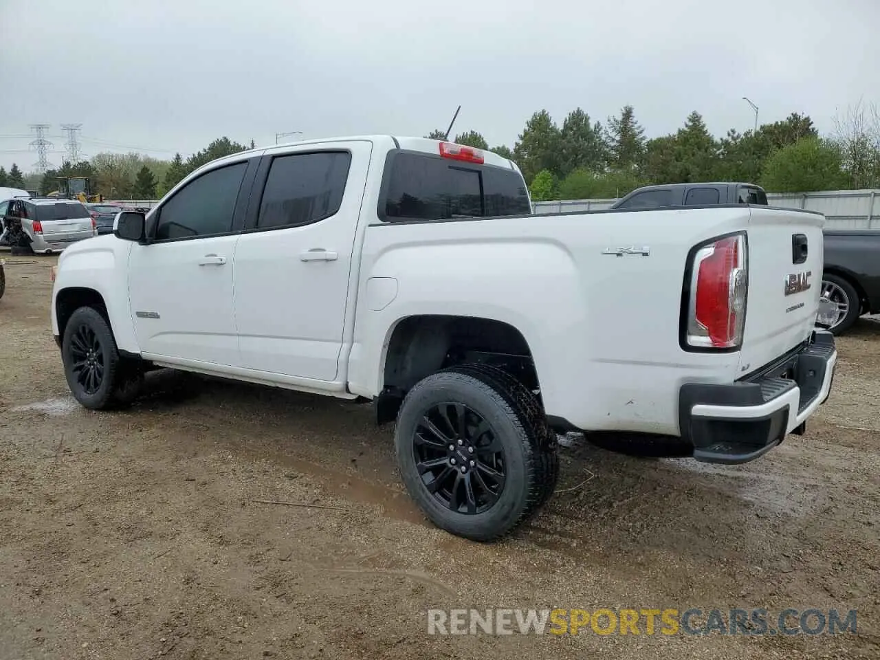 2 Photograph of a damaged car 1GTG6CEN1M1158799 GMC CANYON 2021