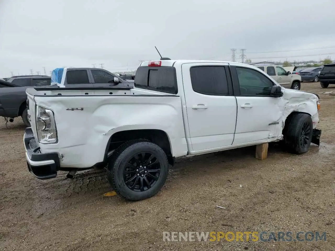 3 Photograph of a damaged car 1GTG6CEN1M1158799 GMC CANYON 2021