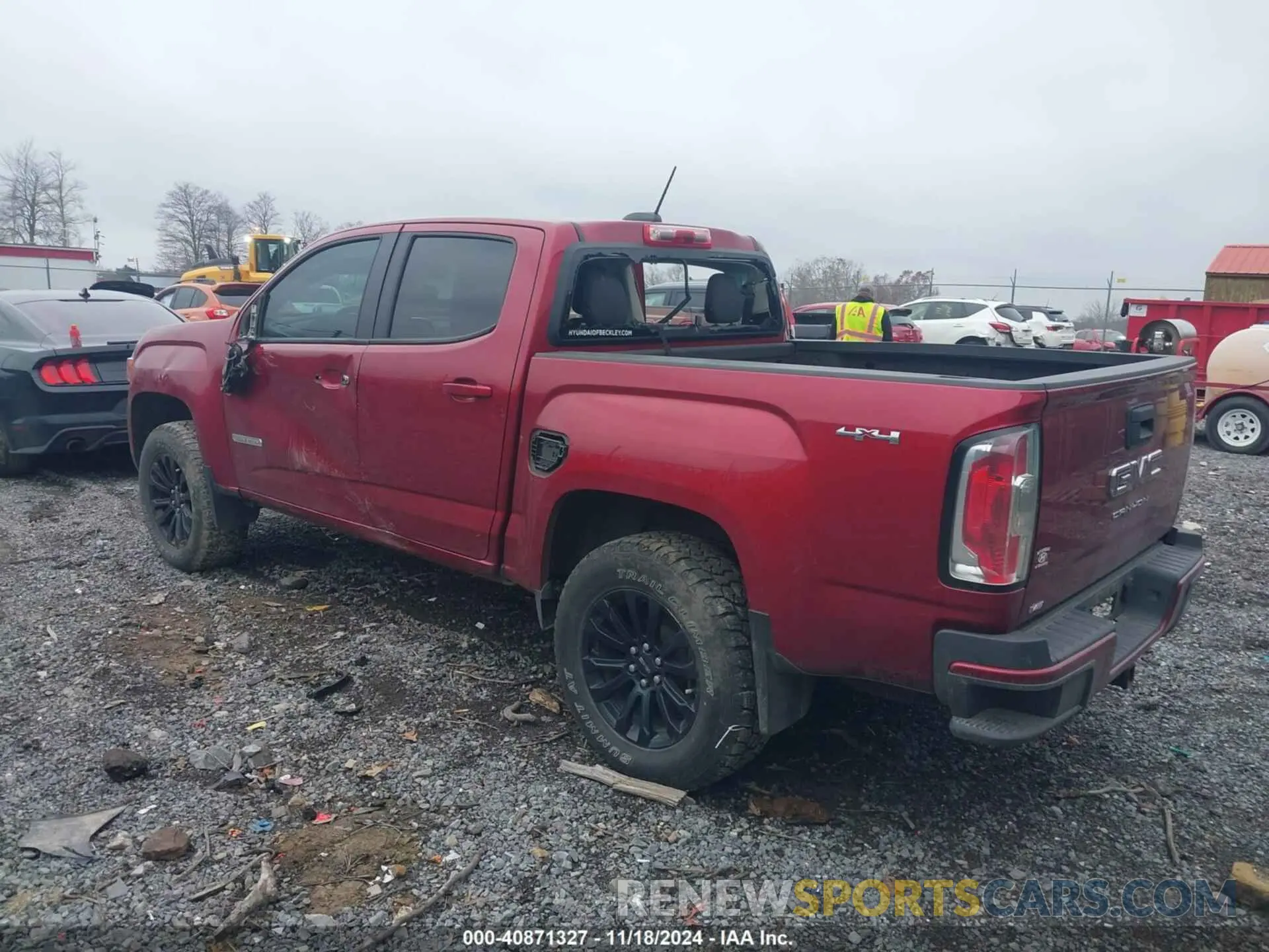 3 Фотография поврежденного автомобиля 1GTG6CEN1M1276013 GMC CANYON 2021