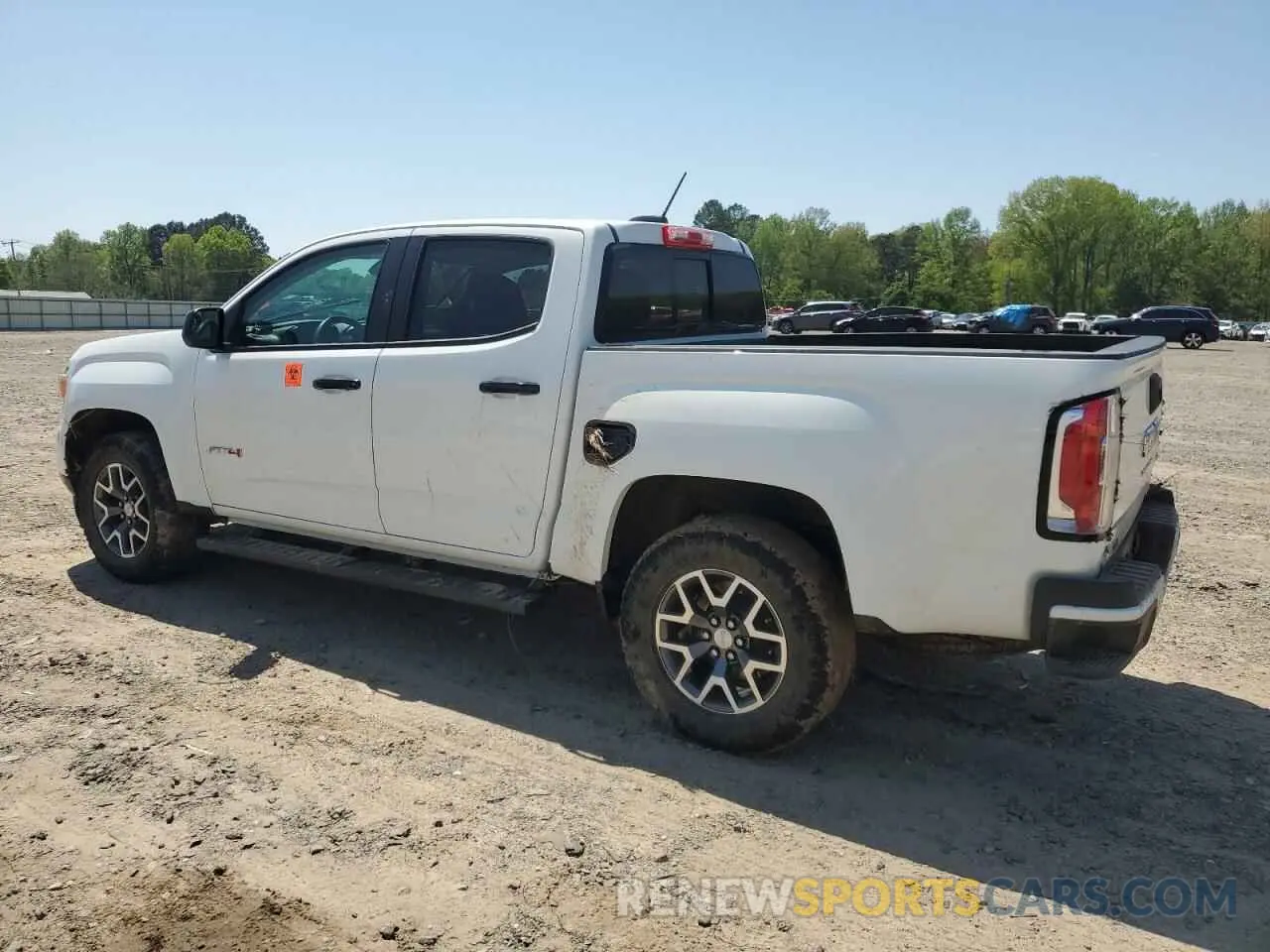 2 Фотография поврежденного автомобиля 1GTG6FEN5M1118081 GMC CANYON 2021