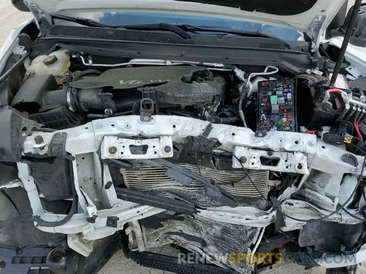 12 Photograph of a damaged car 1GTG6FEN9M1147406 GMC CANYON 2021