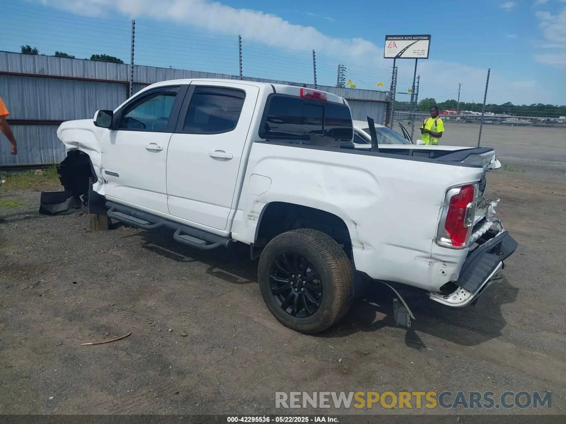 3 Фотография поврежденного автомобиля 1GTG5CEN0N1201355 GMC CANYON 2022