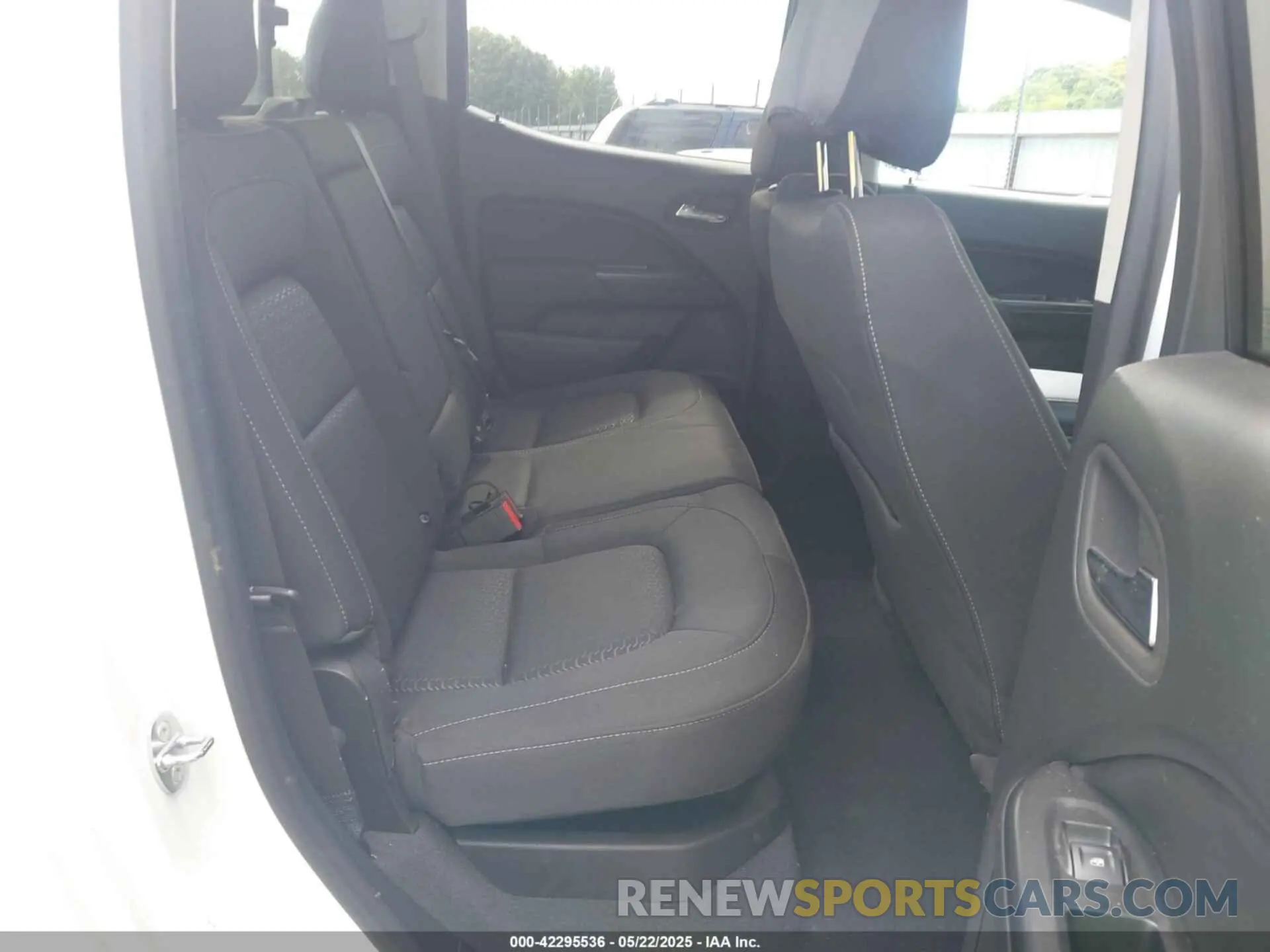 8 Фотография поврежденного автомобиля 1GTG5CEN0N1201355 GMC CANYON 2022