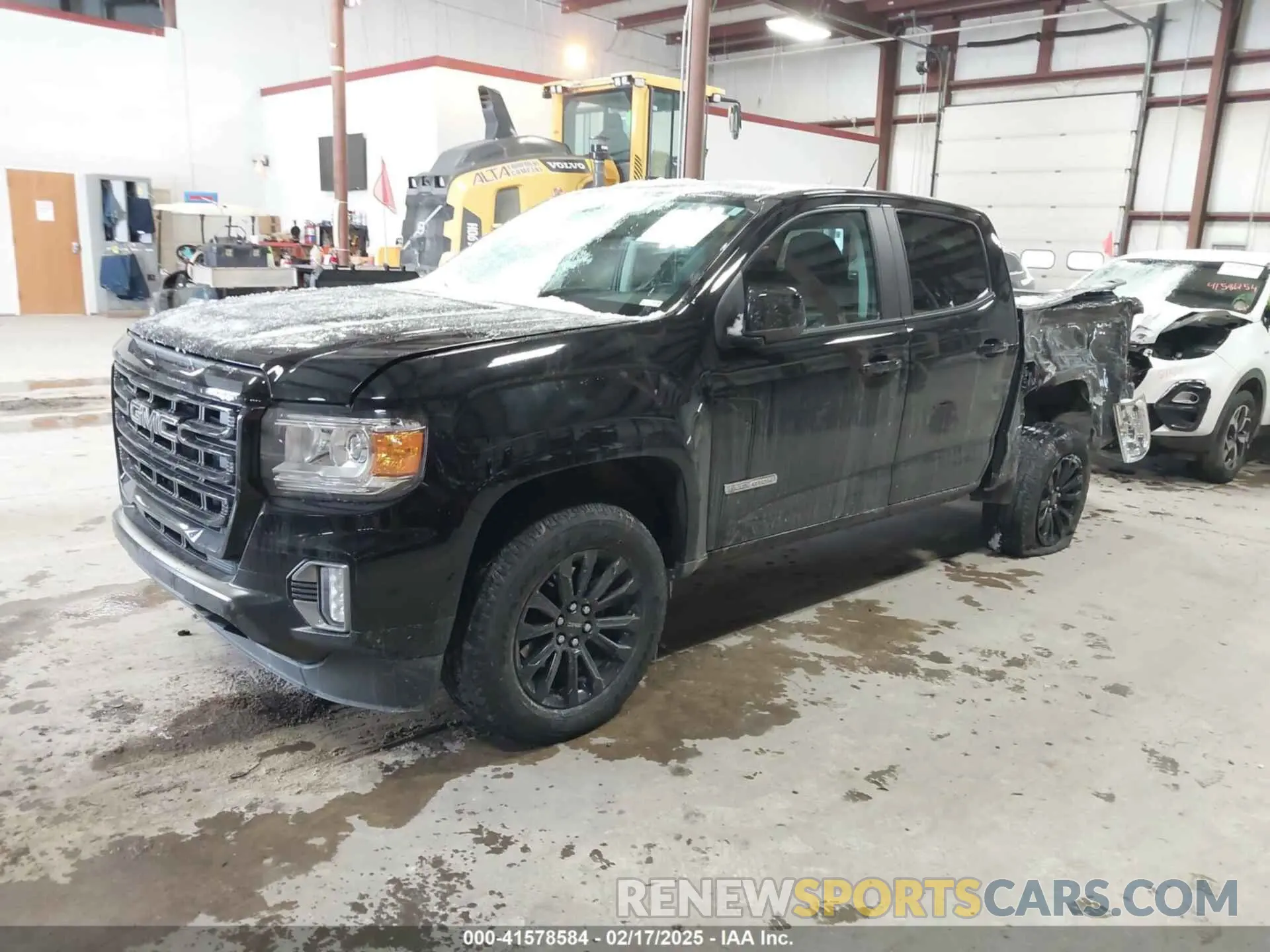 2 Photograph of a damaged car 1GTG6CEN6N1249763 GMC CANYON 2022
