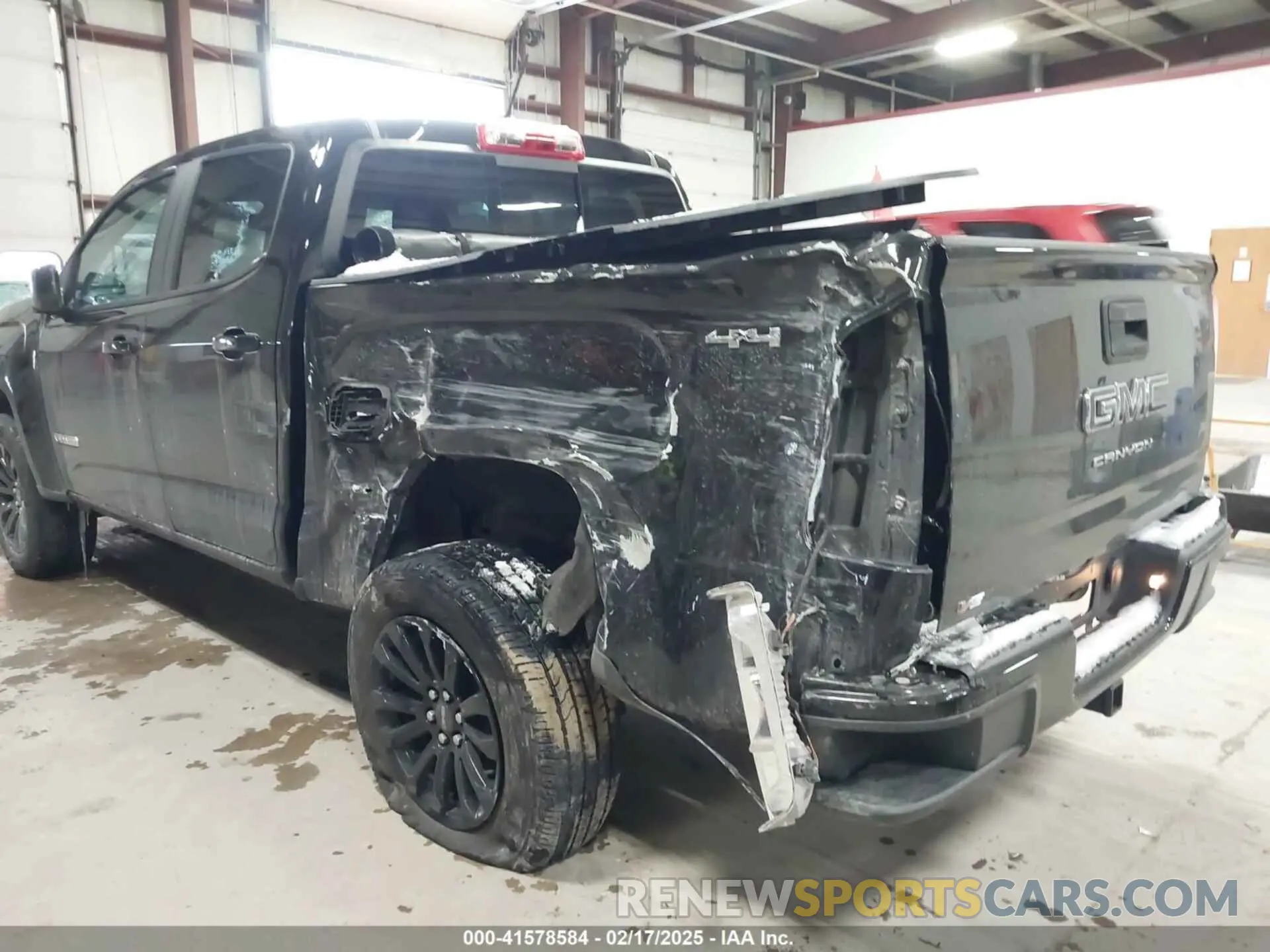 6 Photograph of a damaged car 1GTG6CEN6N1249763 GMC CANYON 2022