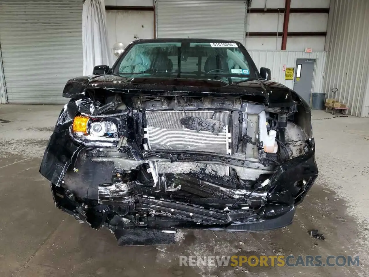 5 Photograph of a damaged car 1GTG6CEN6N1328589 GMC CANYON 2022
