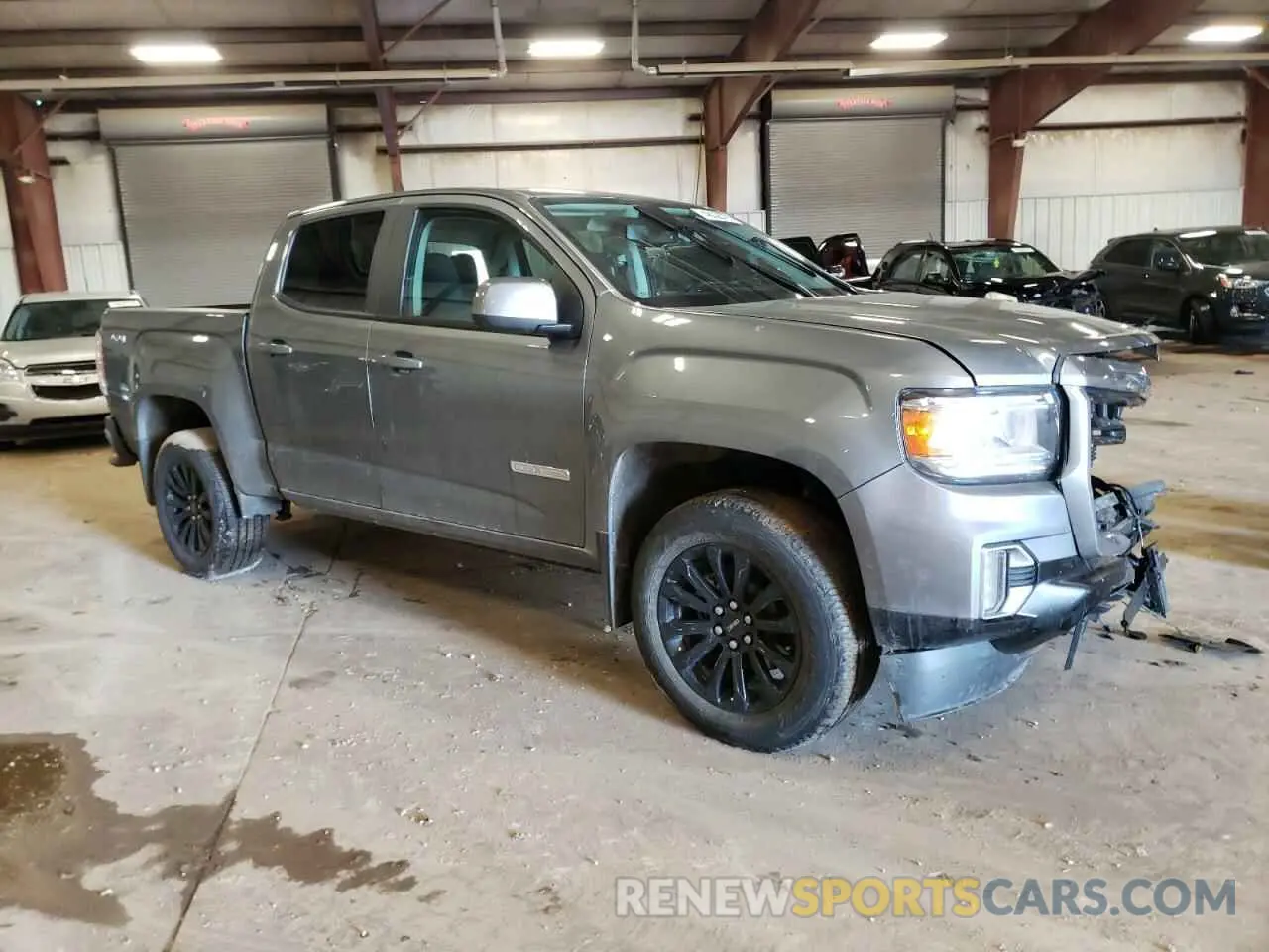 4 Photograph of a damaged car 1GTG6CEN8N1225500 GMC CANYON 2022