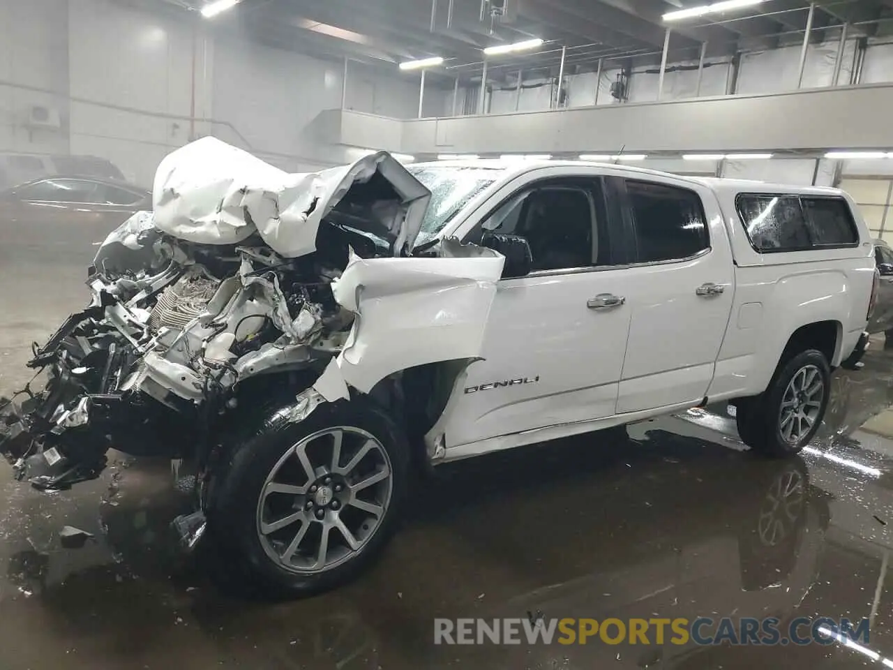 1 Photograph of a damaged car 1GTG6EEN3N1318081 GMC CANYON 2022