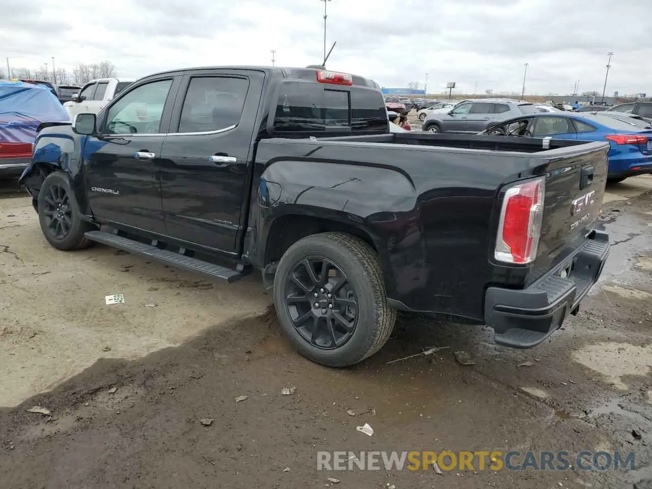 2 Photograph of a damaged car 1GTG6EEN6N1152834 GMC CANYON 2022