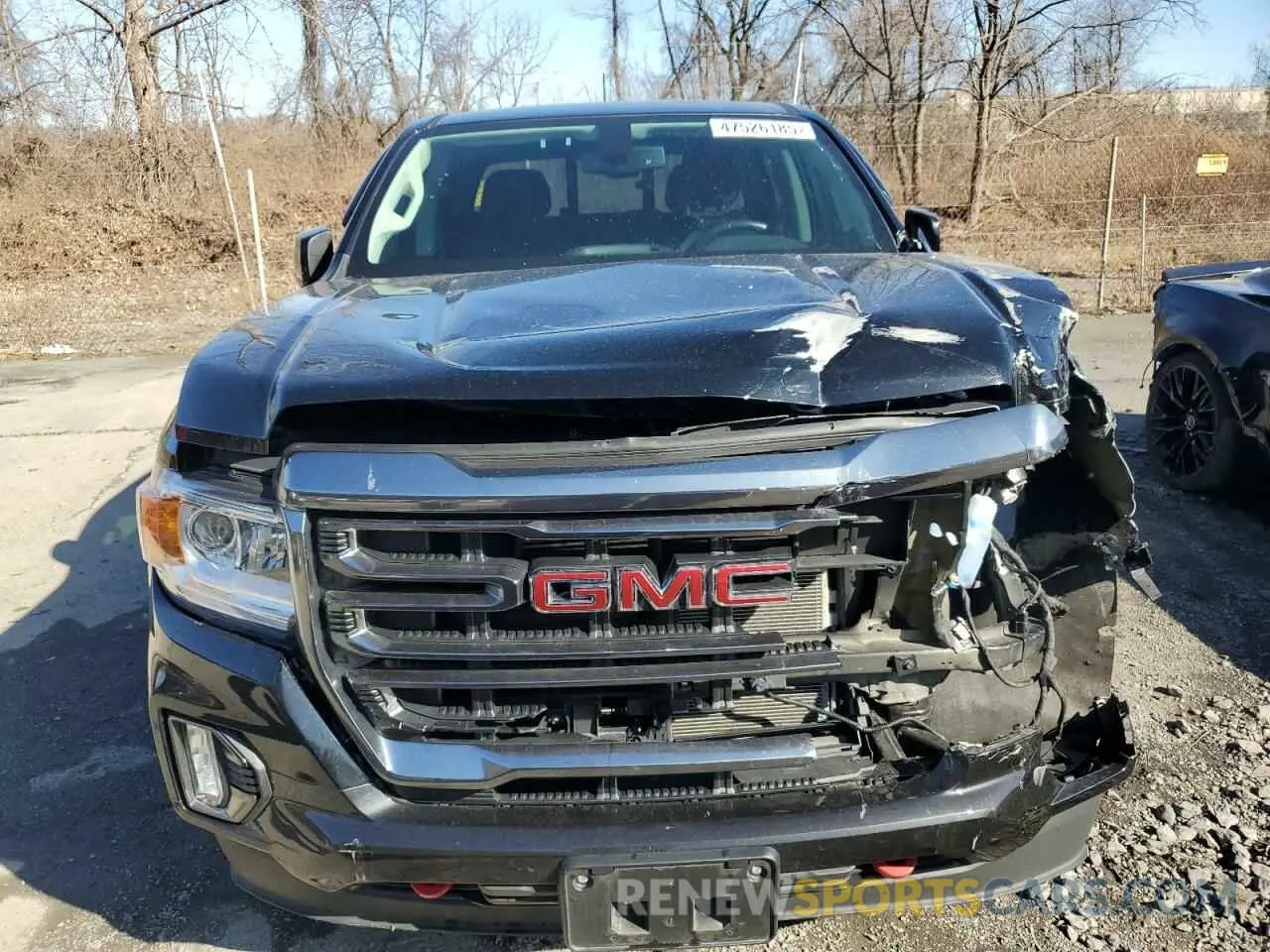5 Photograph of a damaged car 1GTG6FEN0N1297924 GMC CANYON 2022