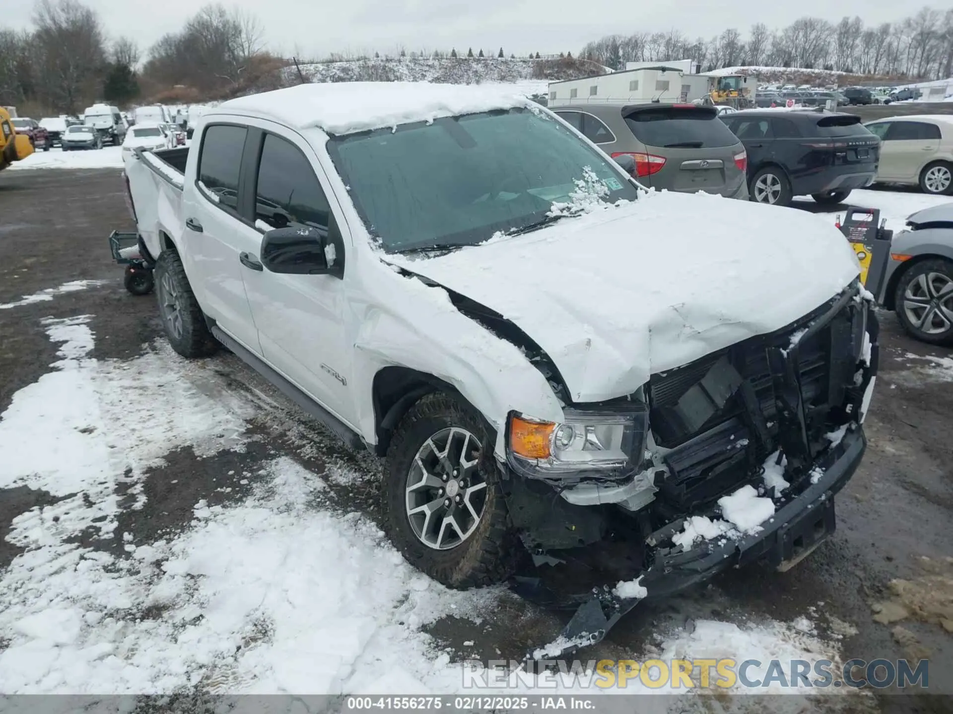 1 Photograph of a damaged car 1GTG6FENXN1254210 GMC CANYON 2022
