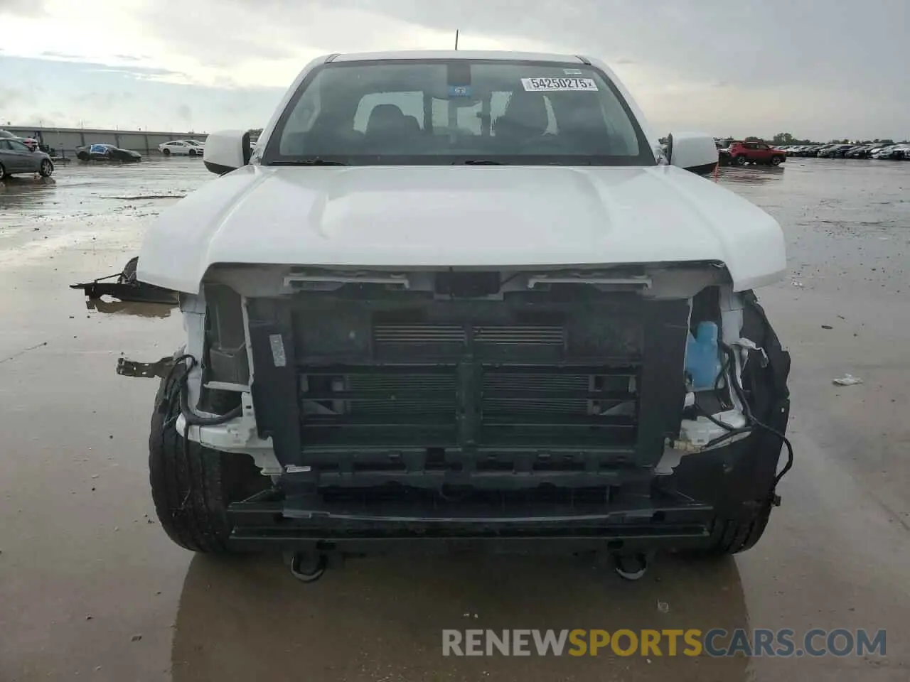 5 Photograph of a damaged car 1GTH5CEA7N1321137 GMC CANYON 2022