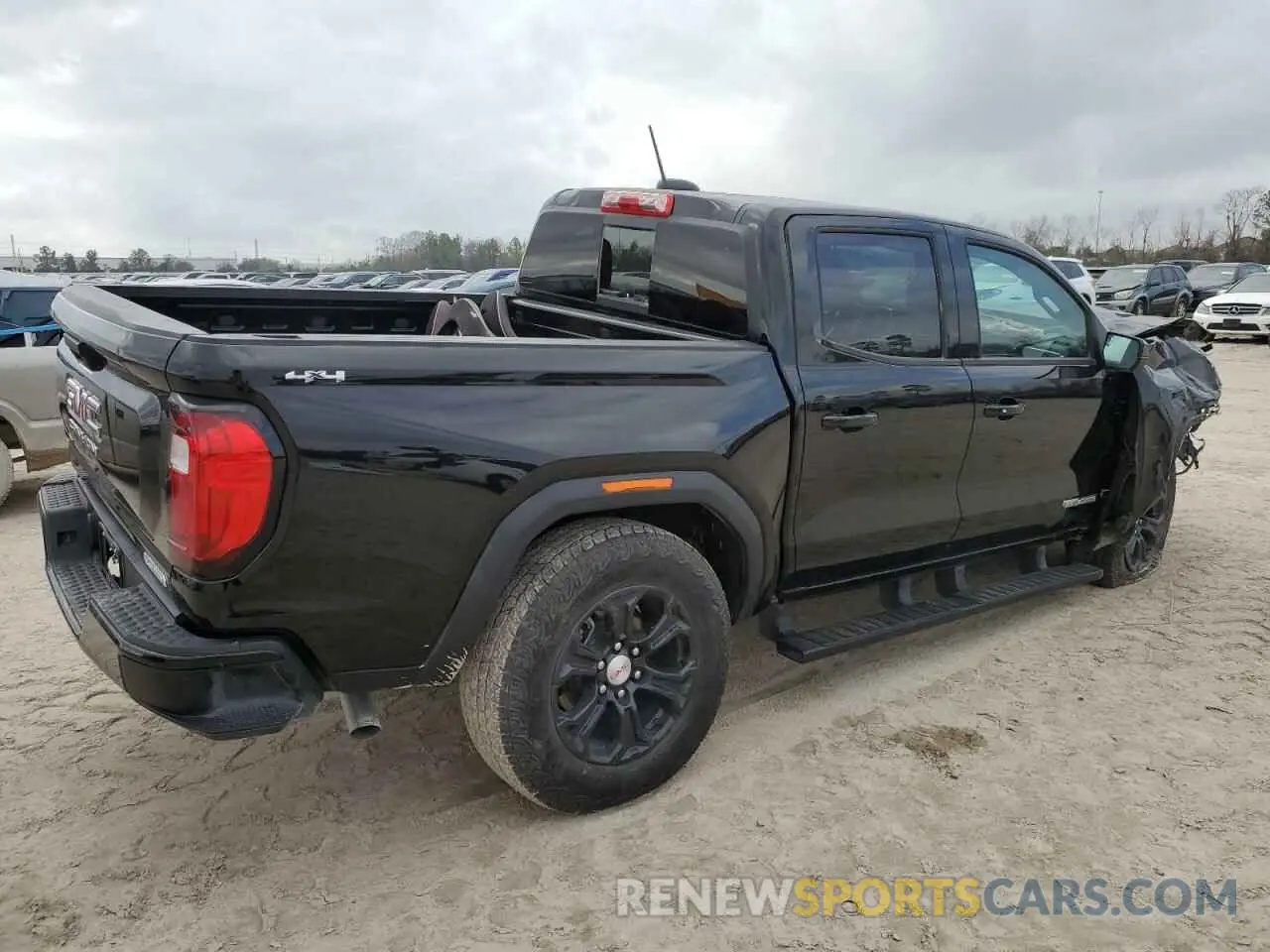 3 Фотография поврежденного автомобиля 1GTP6BEK4P1194765 GMC CANYON 2023