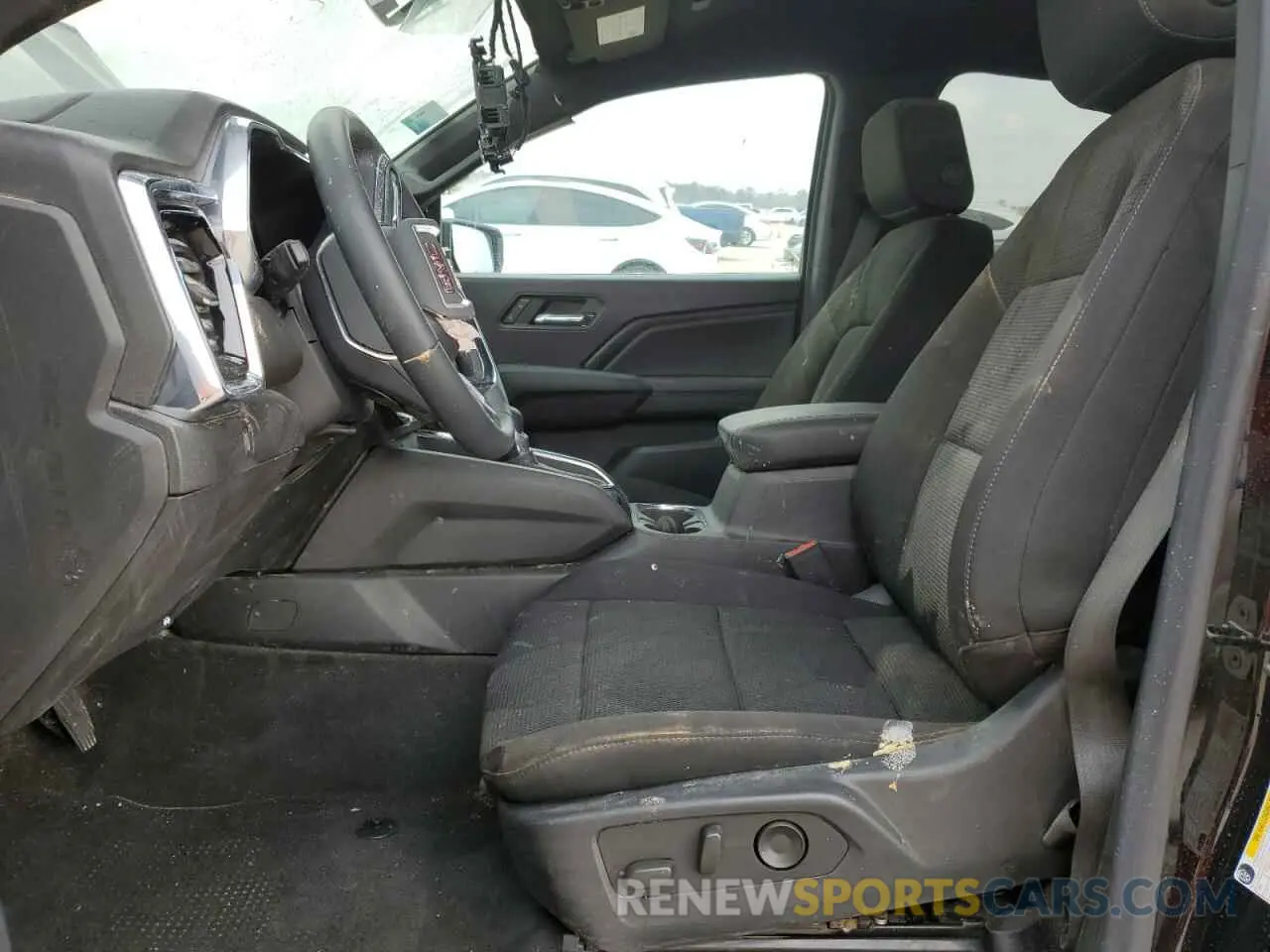 7 Фотография поврежденного автомобиля 1GTP6BEK4P1194765 GMC CANYON 2023
