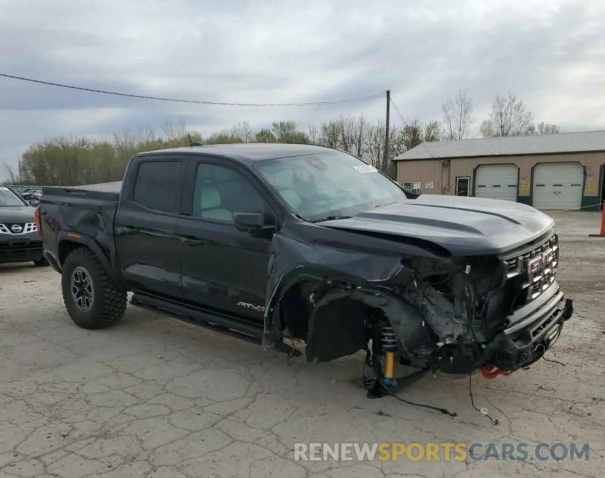 4 Photograph of a damaged car 1GTP6EEK4P1228687 GMC CANYON 2023