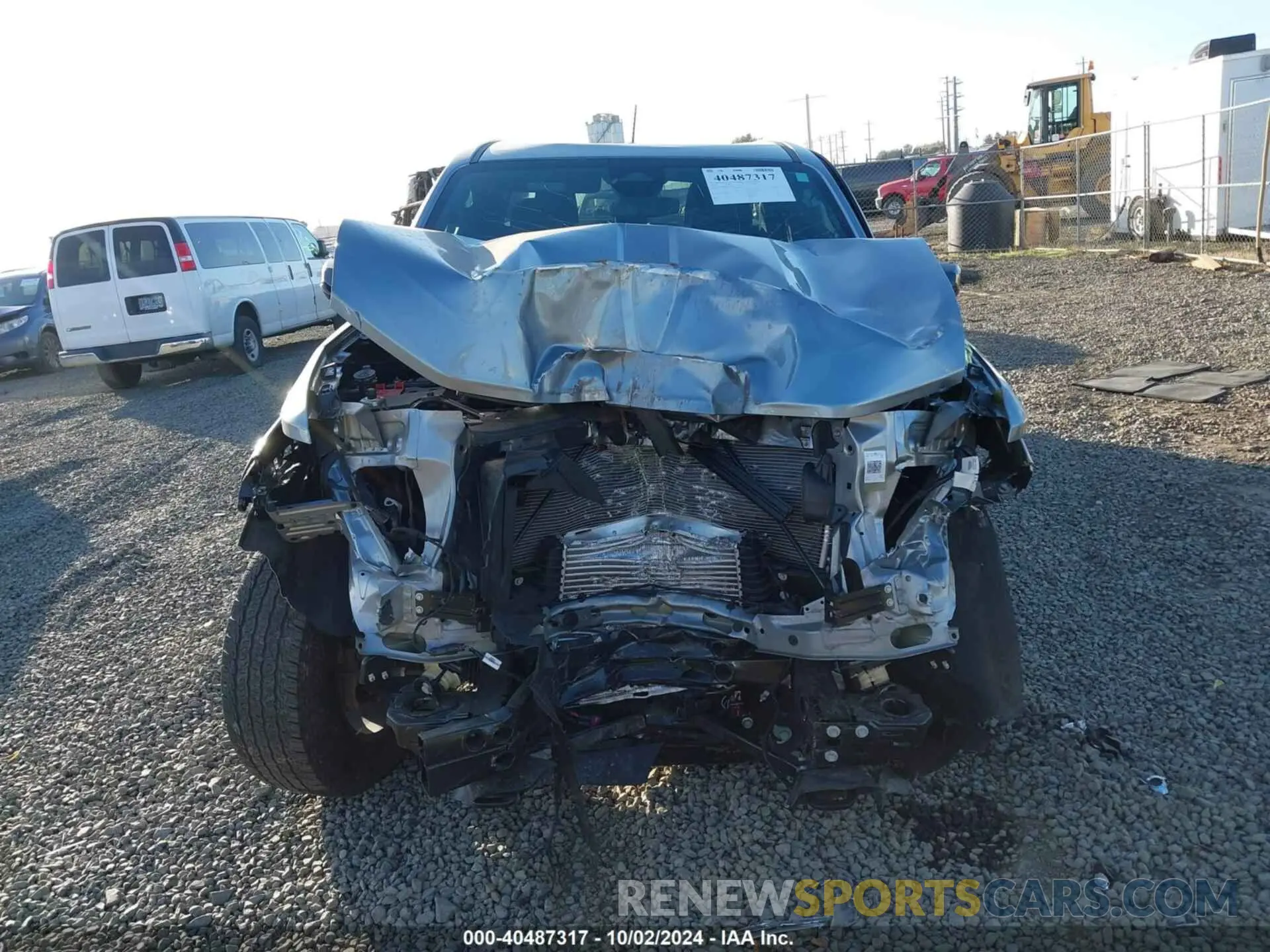 12 Фотография поврежденного автомобиля 1GTP5BEK0R1129742 GMC CANYON 2024