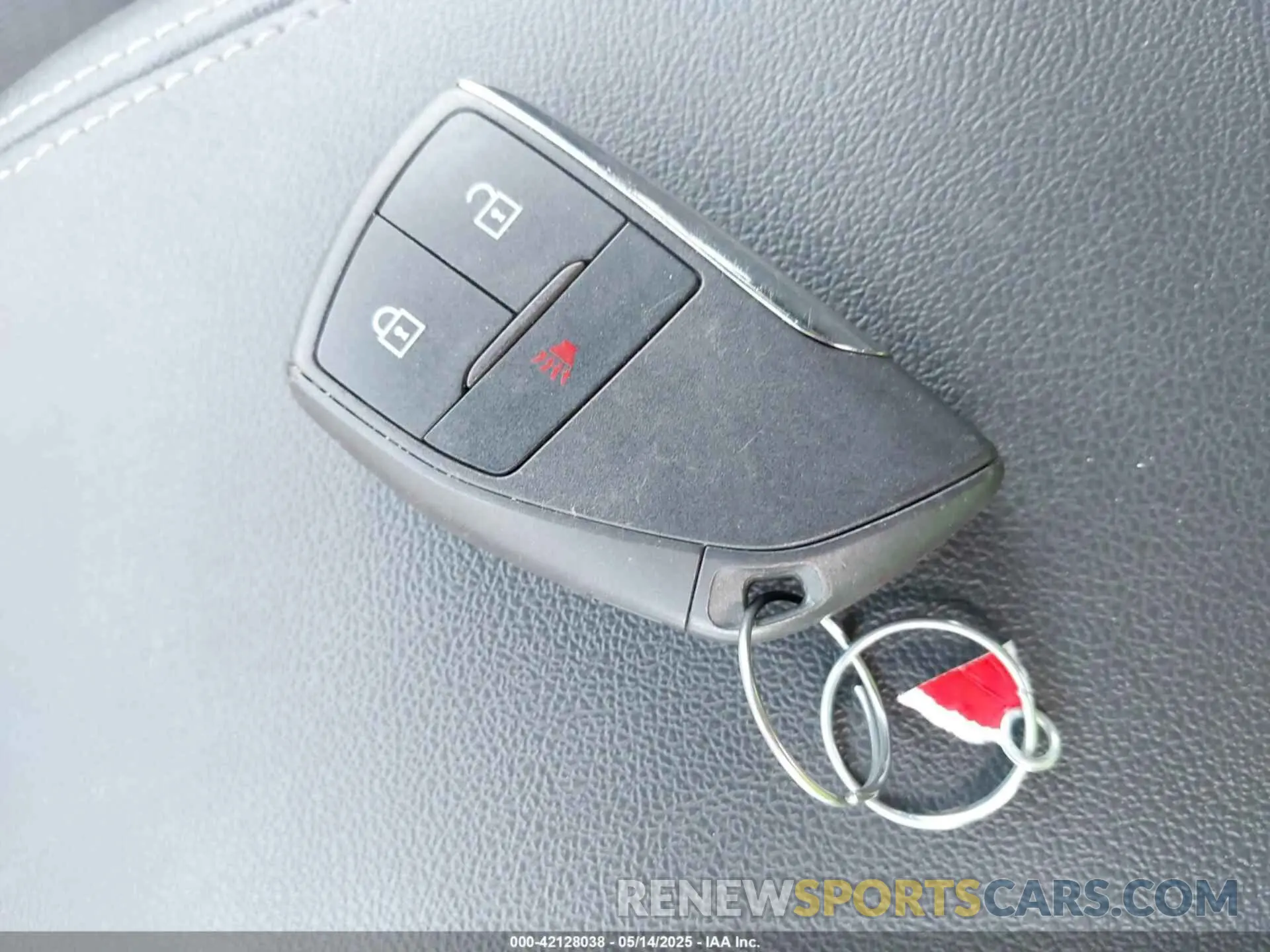 11 Фотография поврежденного автомобиля 1GTP5BEK8R1200458 GMC CANYON 2024