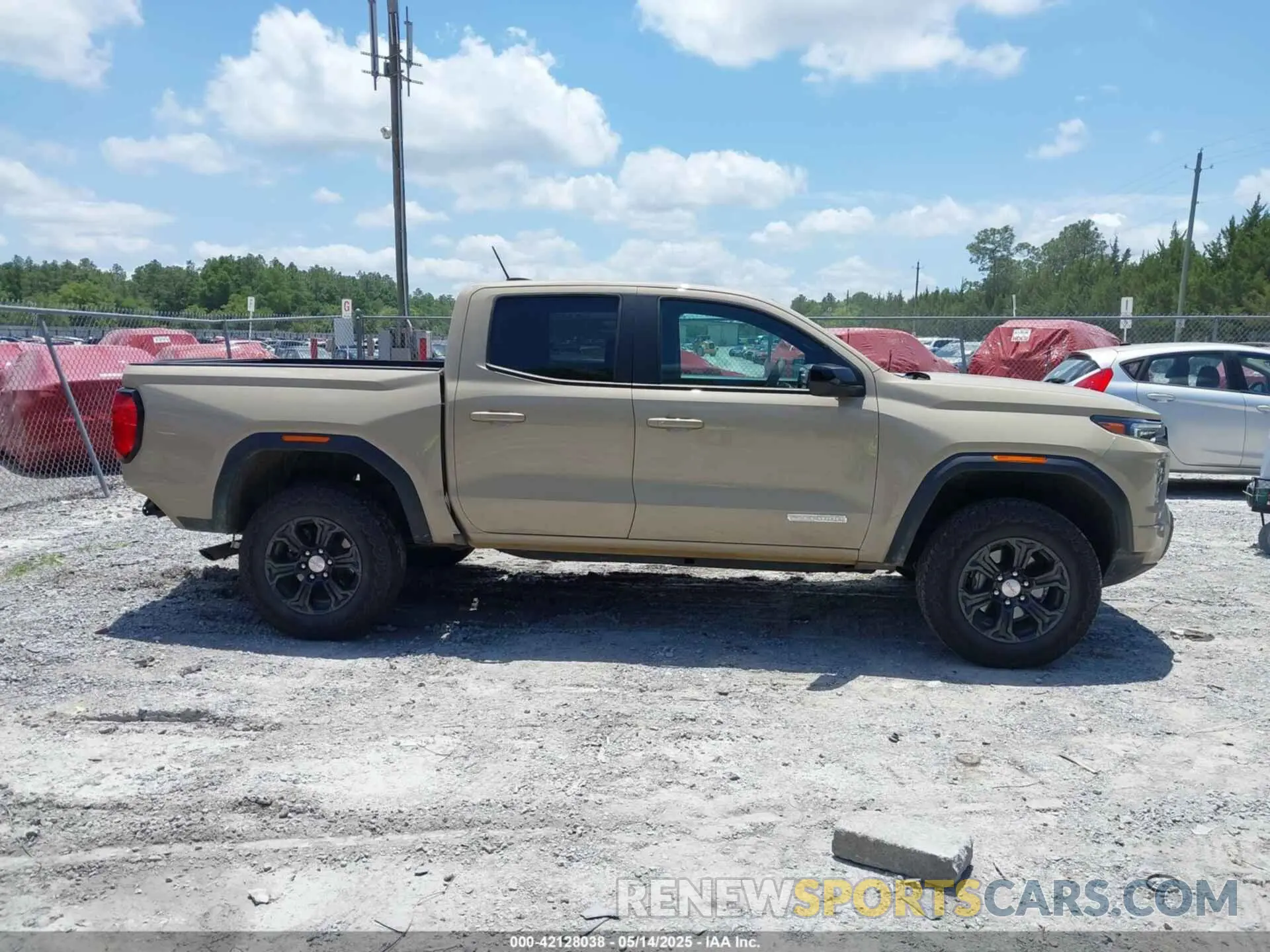 14 Фотография поврежденного автомобиля 1GTP5BEK8R1200458 GMC CANYON 2024