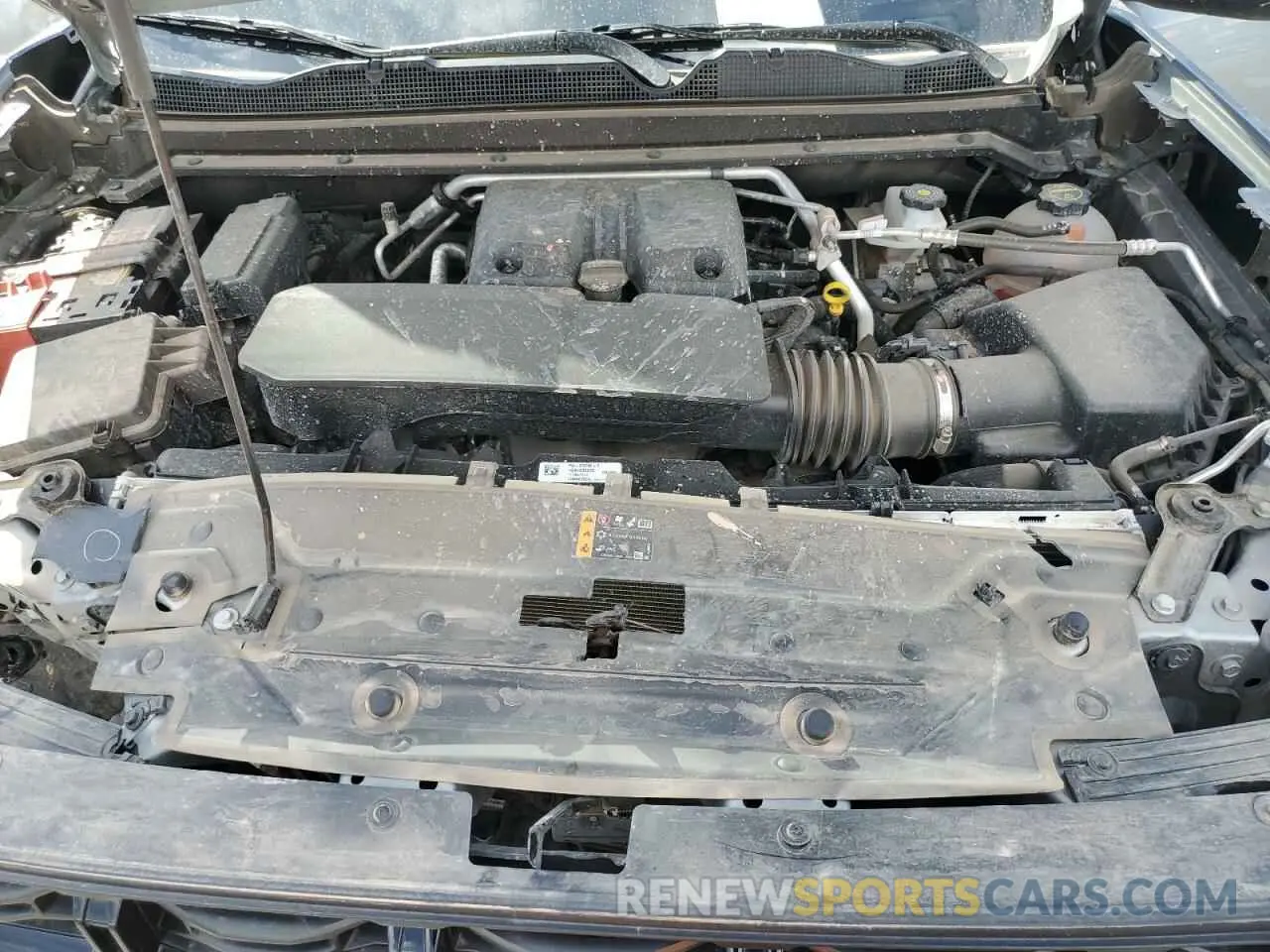 11 Photograph of a damaged car 1GTP6BEK0R1145209 GMC CANYON 2024
