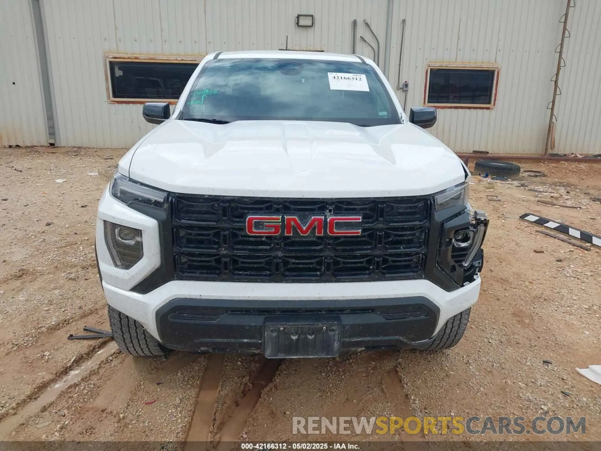 12 Photograph of a damaged car 1GTP6BEK4R1131393 GMC CANYON 2024