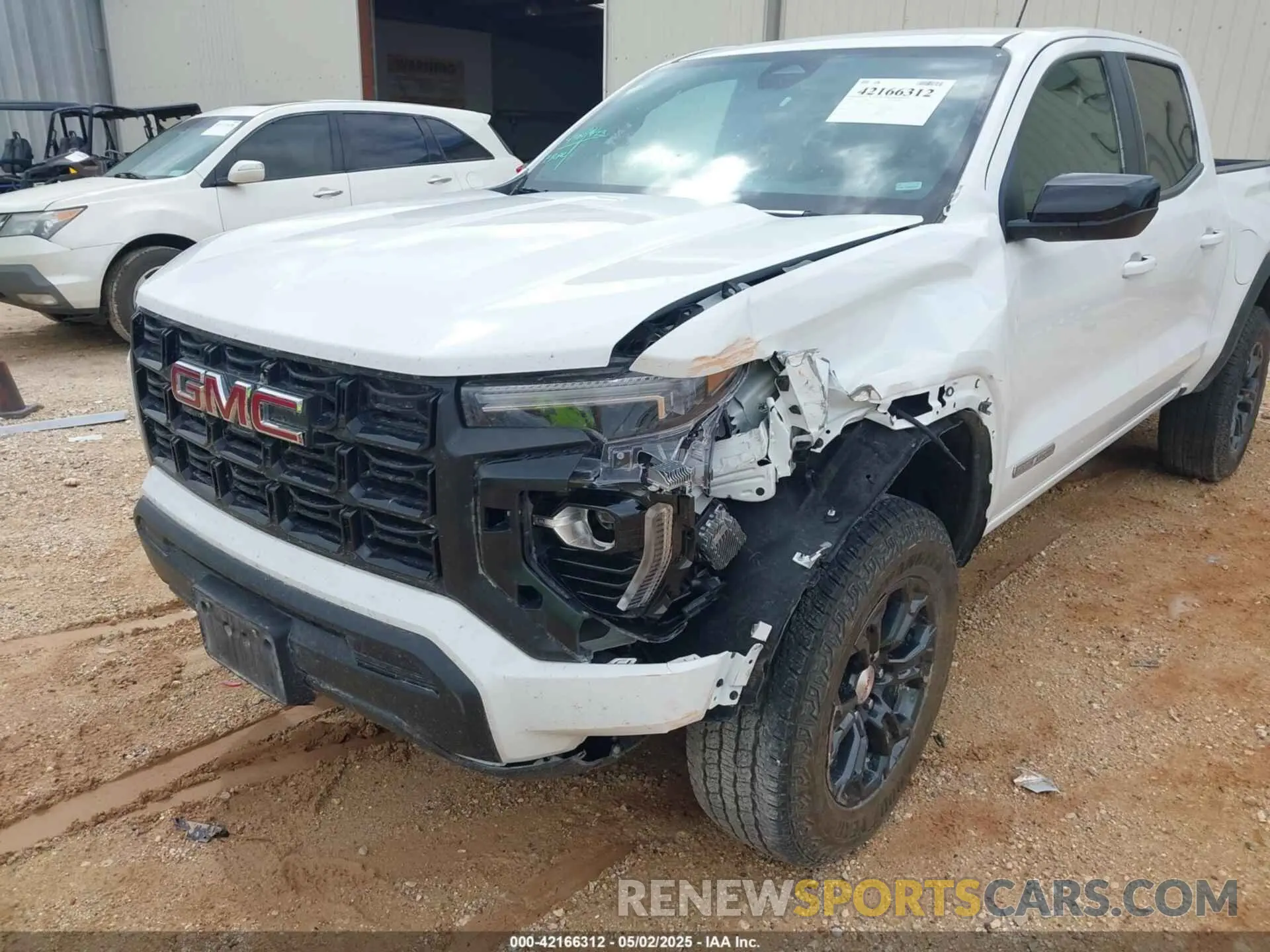 6 Photograph of a damaged car 1GTP6BEK4R1131393 GMC CANYON 2024