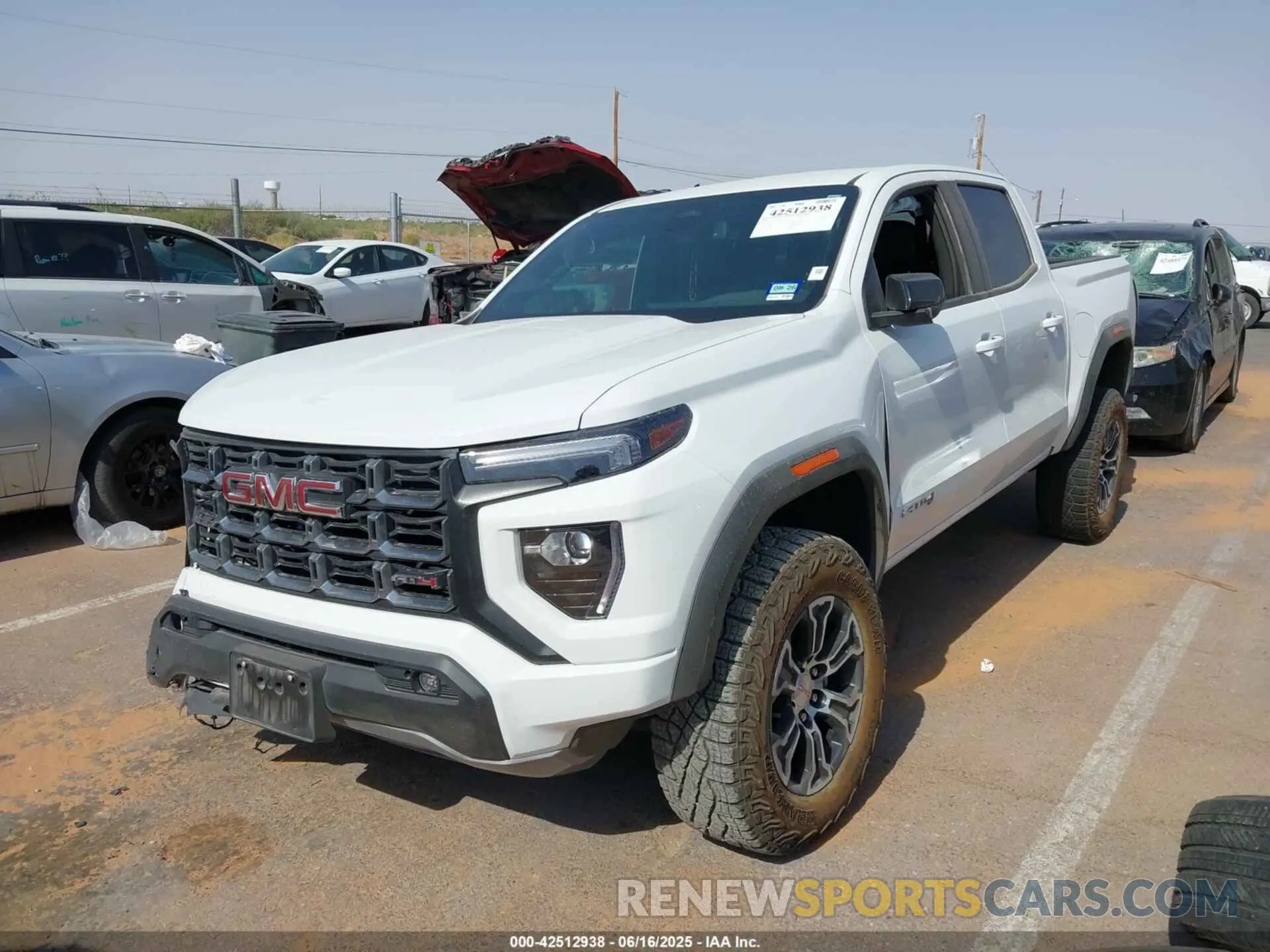 2 Photograph of a damaged car 1GTP6DEK4R1247026 GMC CANYON 2024