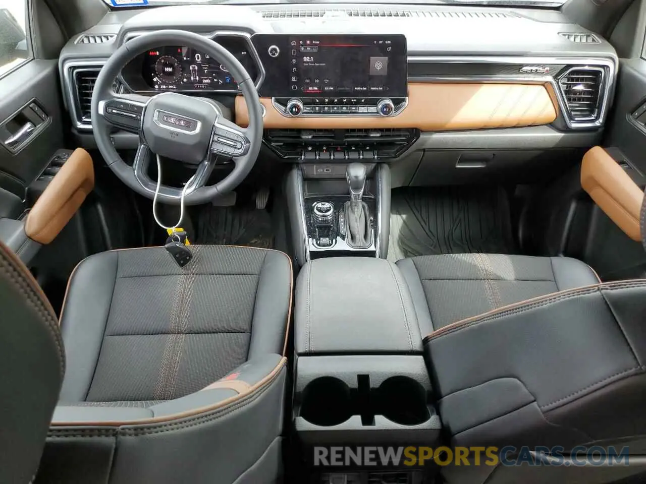 8 Фотография поврежденного автомобиля 1GTP6DEK9R1115363 GMC CANYON 2024