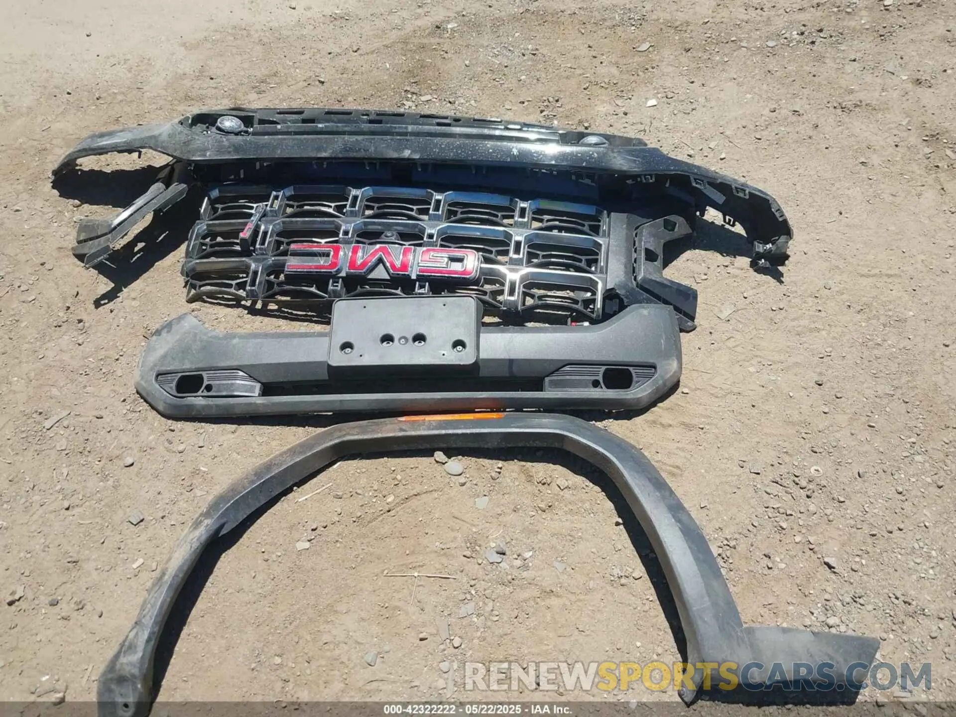 11 Фотография поврежденного автомобиля 1GTP6DEKXR1155905 GMC CANYON 2024