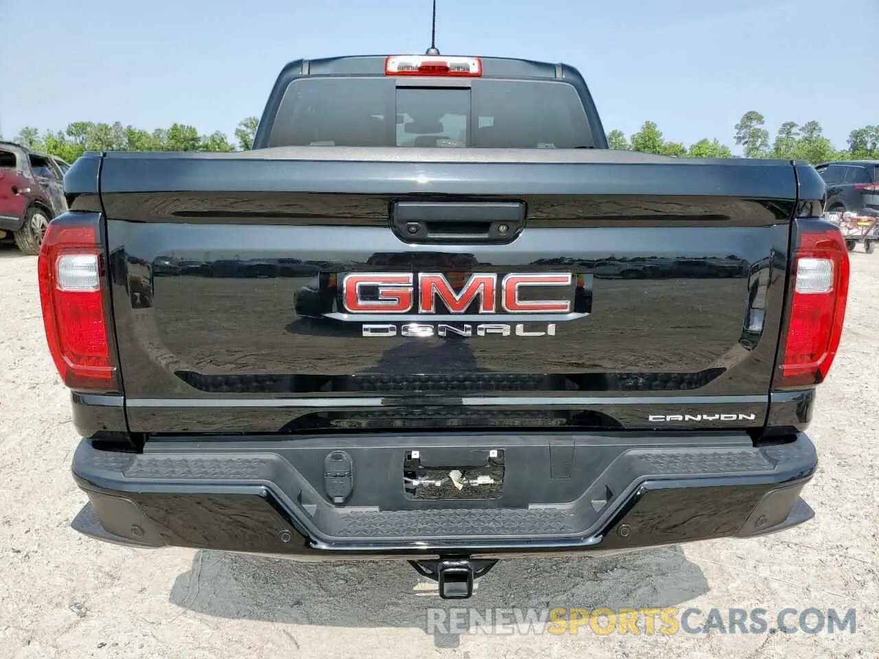 6 Фотография поврежденного автомобиля 1GTP6FEK8R1133039 GMC CANYON 2024