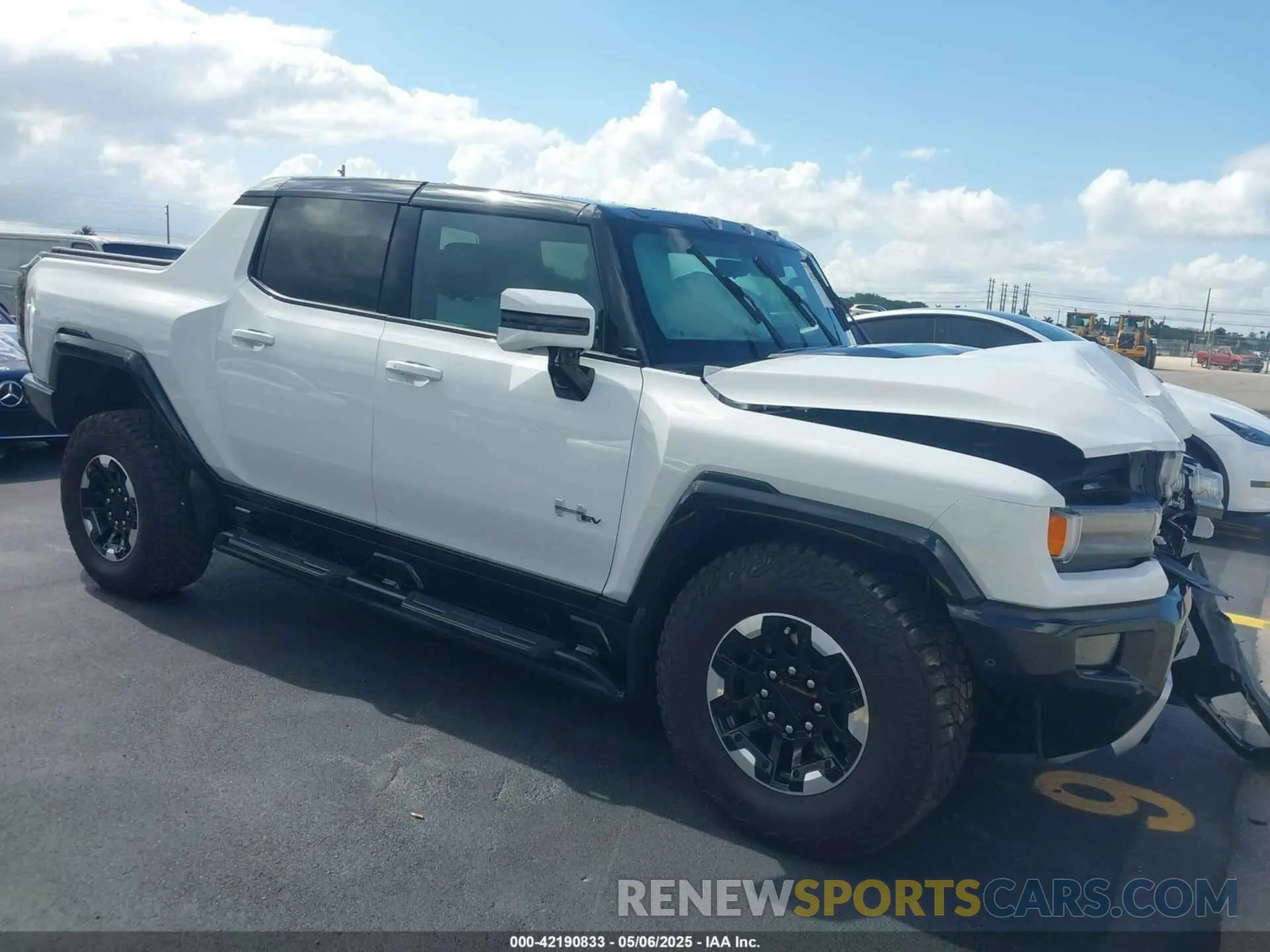 1 Photograph of a damaged car 1GT40FDA2NU101127 GMC HUMMER EV PICKUP 2022