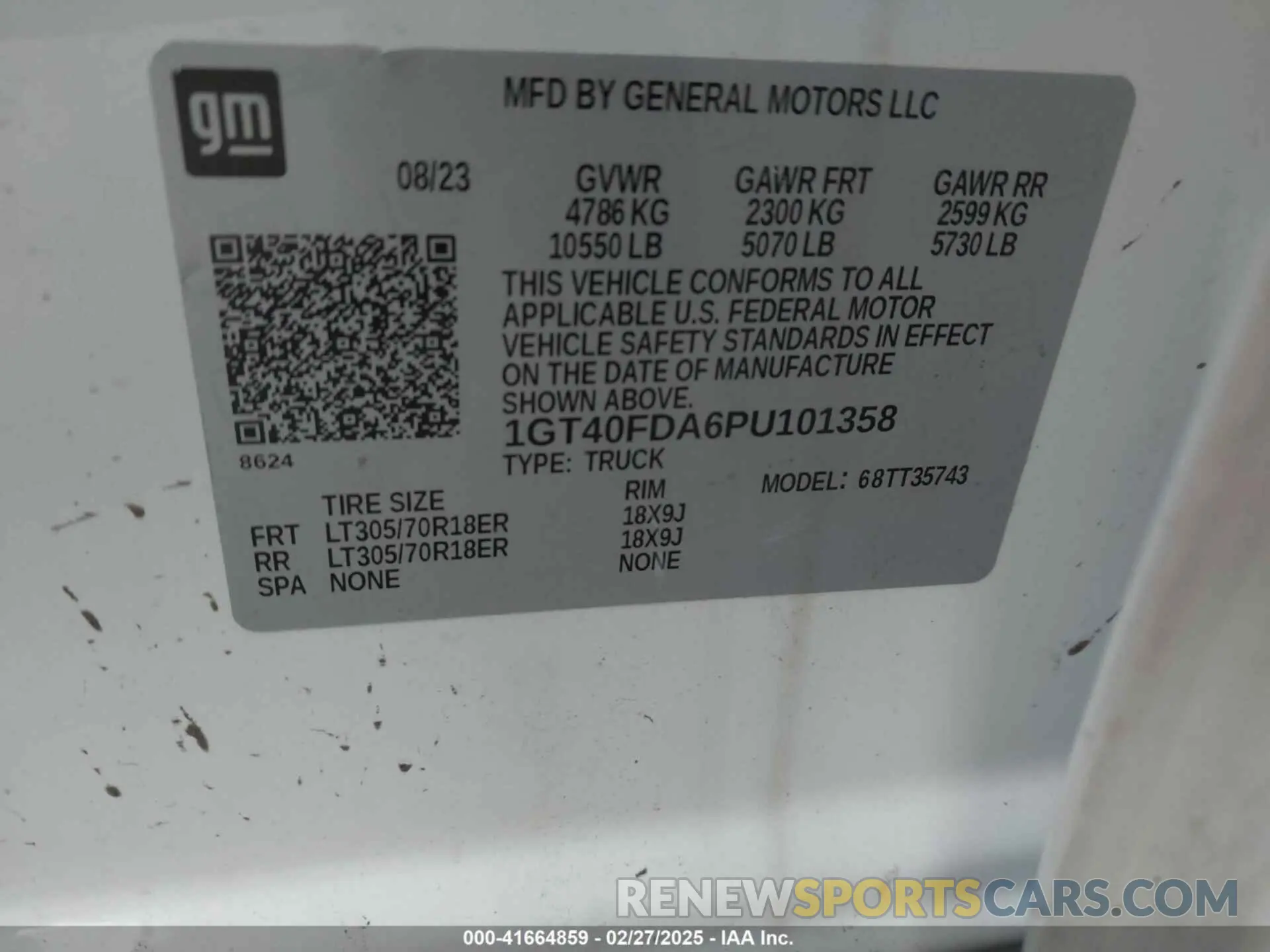 9 Photograph of a damaged car 1GT40FDA6PU101358 GMC HUMMER EV PICKUP 2023