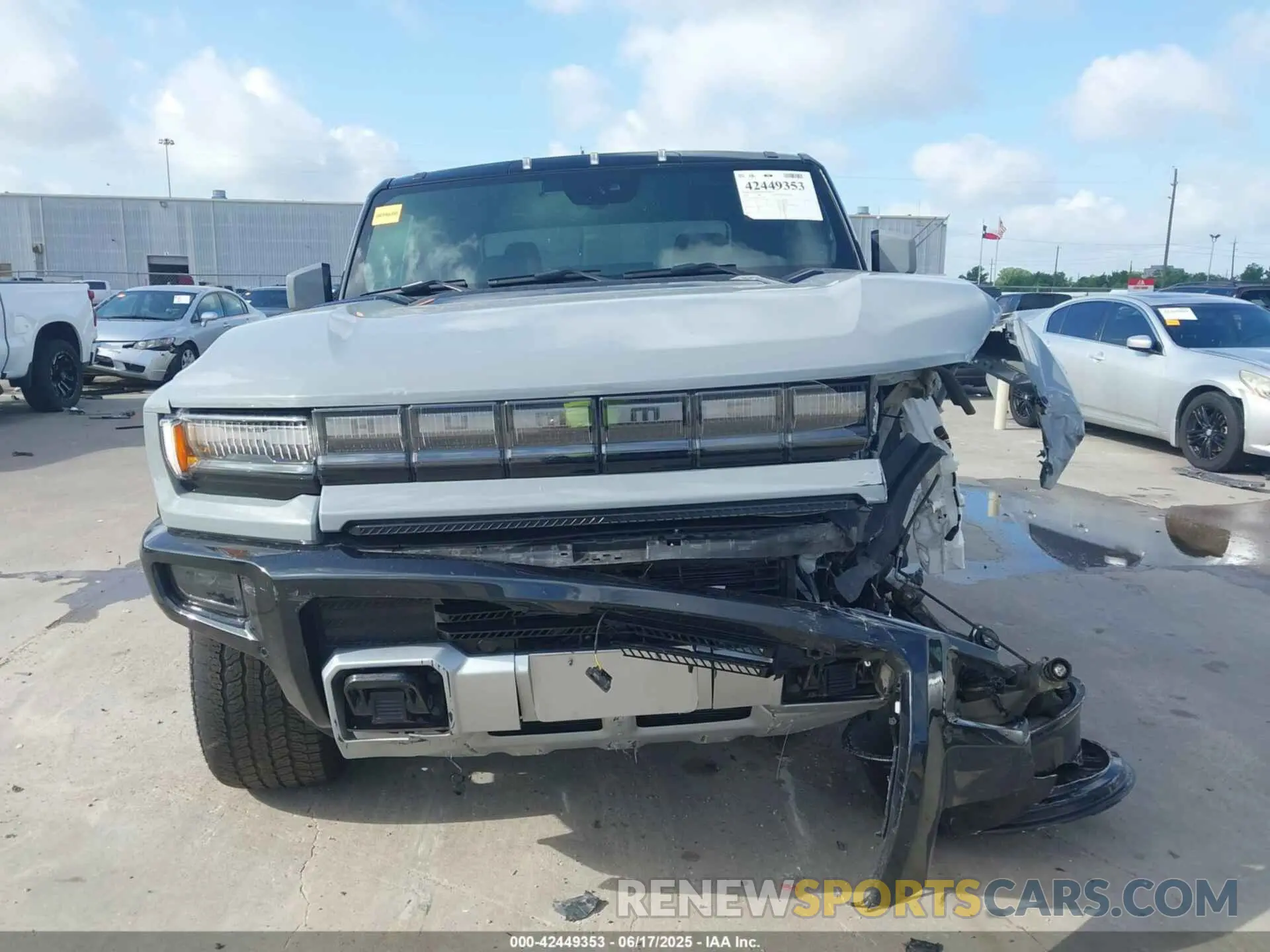 12 Photograph of a damaged car 1GT10BDD6RU111638 GMC HUMMER EV PICKUP 2024