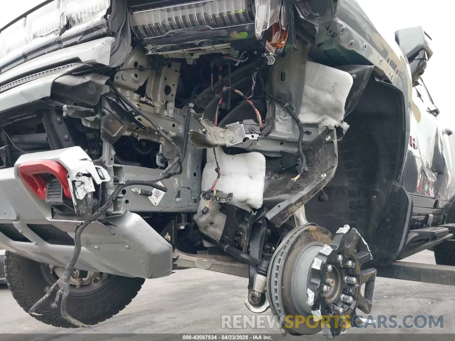 23 Photograph of a damaged car 1GT10BDD7RU113205 GMC HUMMER EV PICKUP 2024