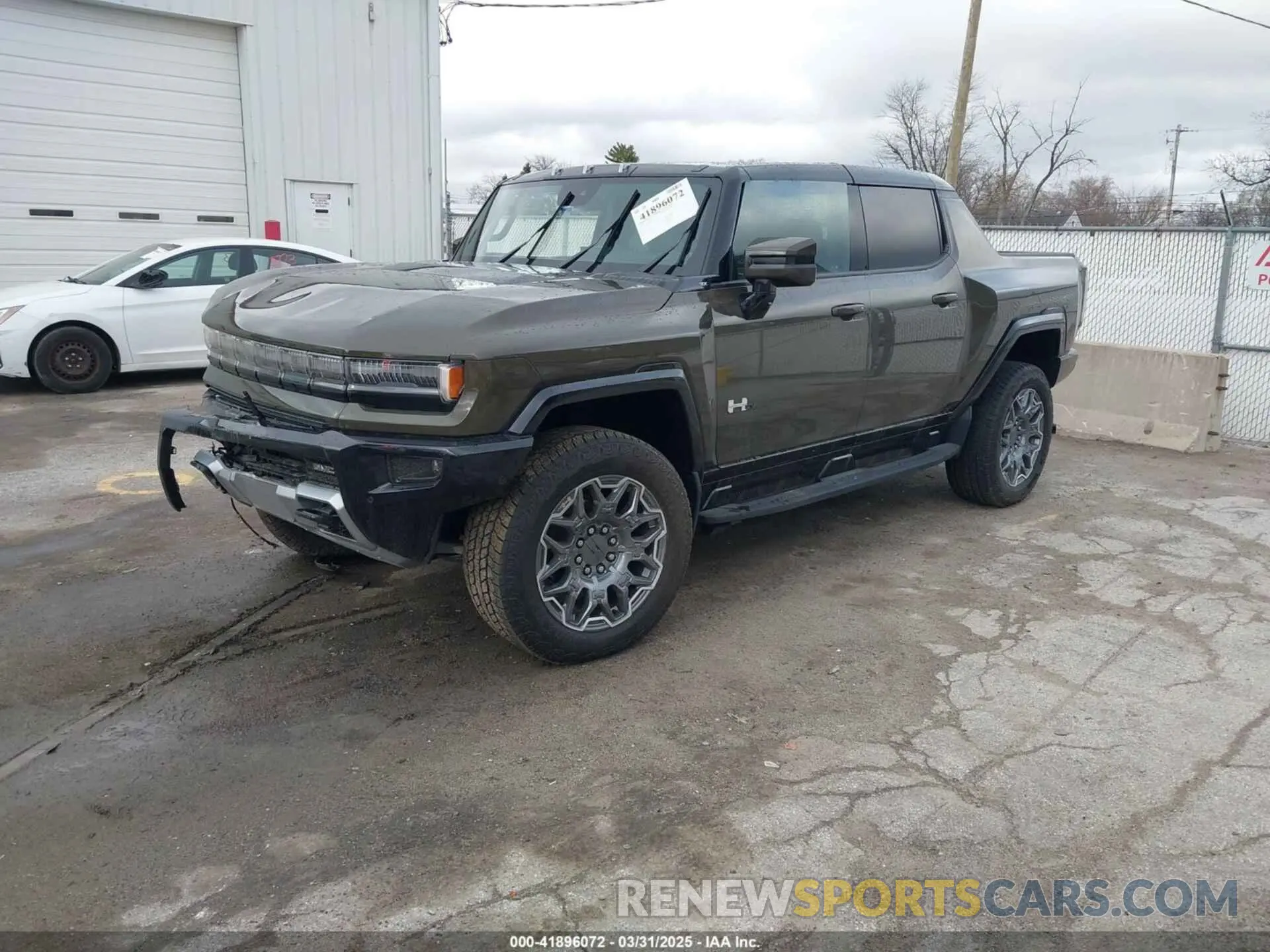 2 Photograph of a damaged car 1GT10DDB2RU113168 GMC HUMMER EV PICKUP 2024