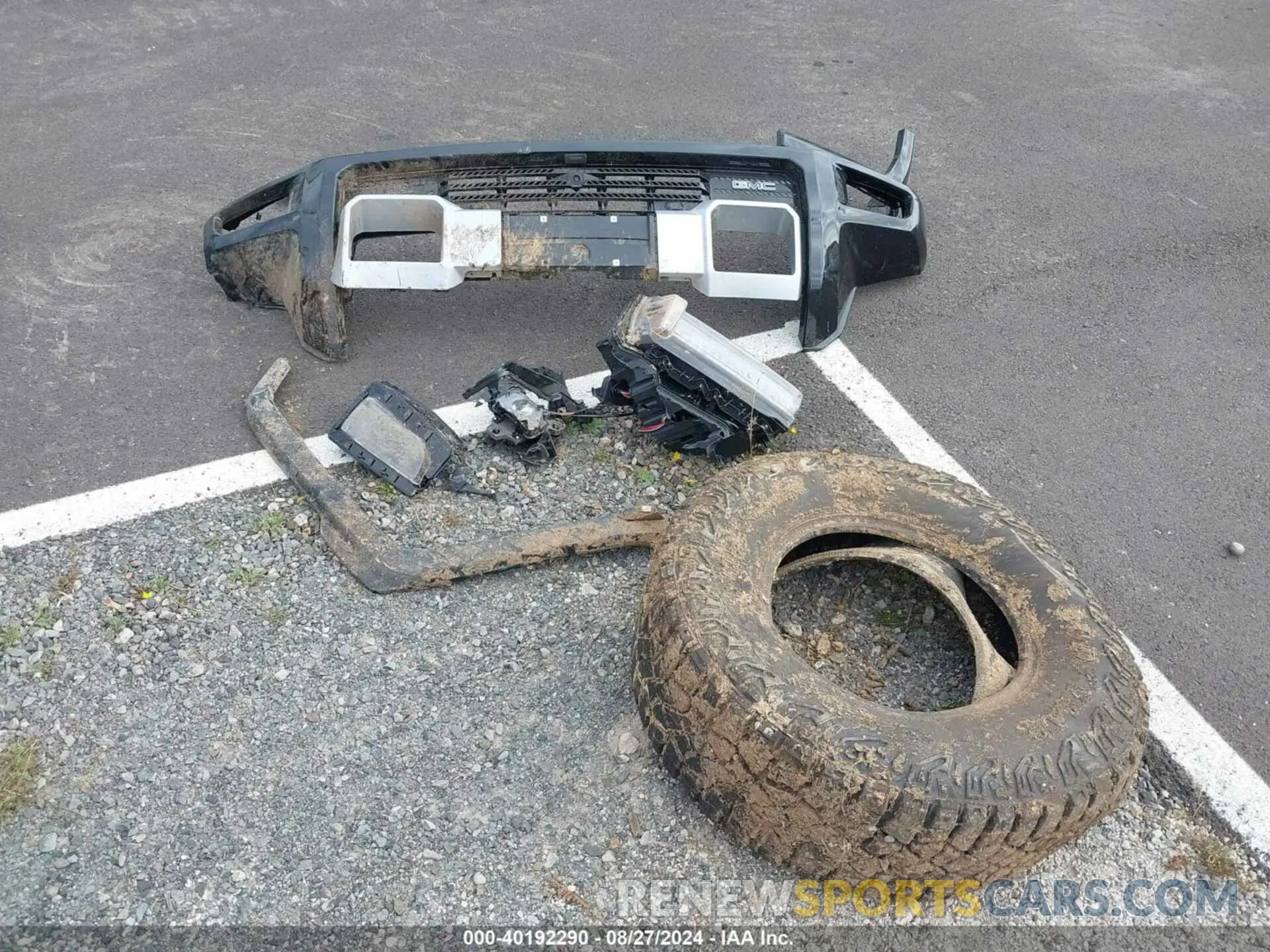 12 Photograph of a damaged car 1GT40DDA3RU108940 GMC HUMMER EV PICKUP 2024