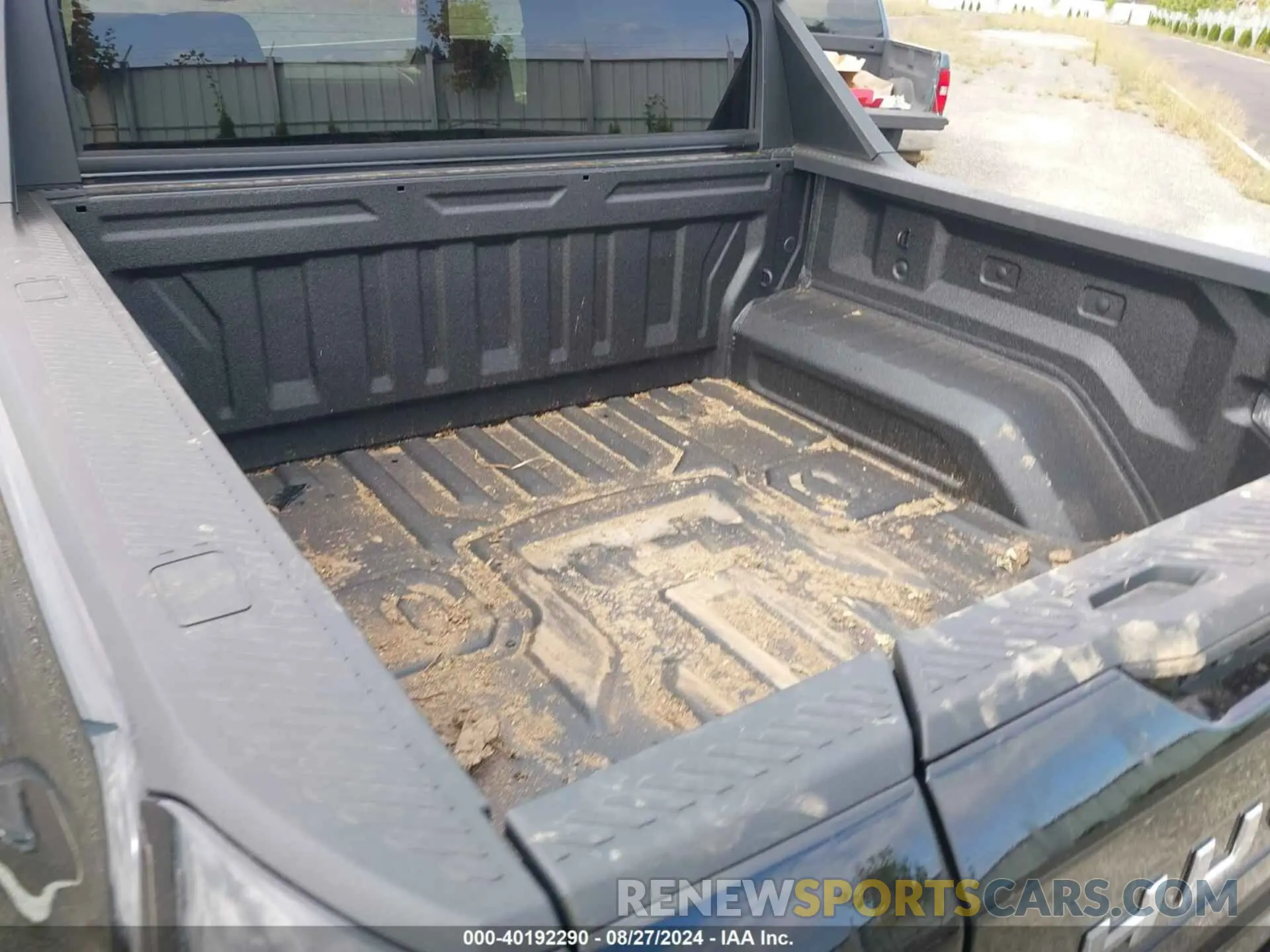 13 Photograph of a damaged car 1GT40DDA3RU108940 GMC HUMMER EV PICKUP 2024